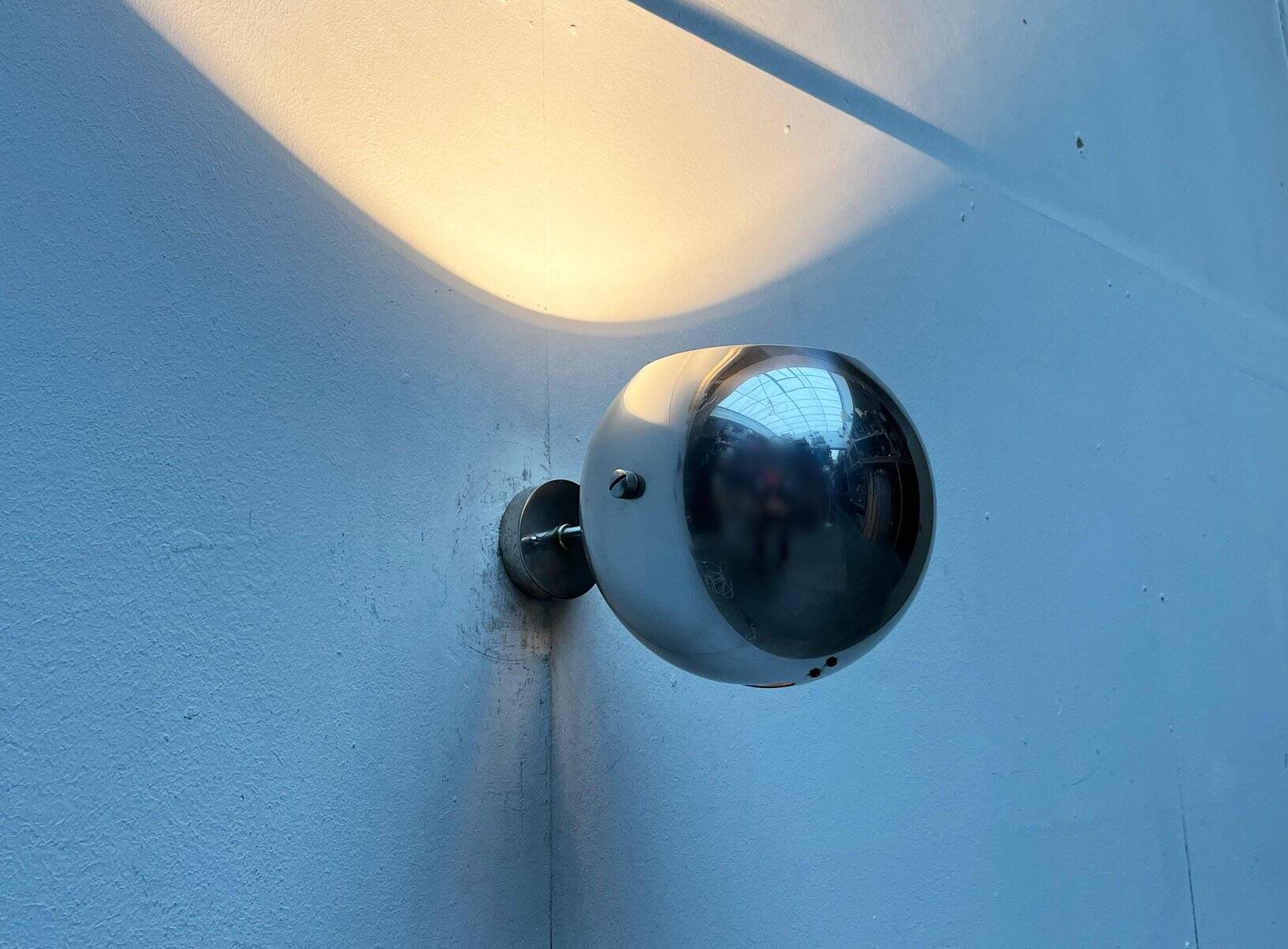 Wall lamp sphere model 48591 in mid-century Danish space style by Louis Poulsen, 1960s.