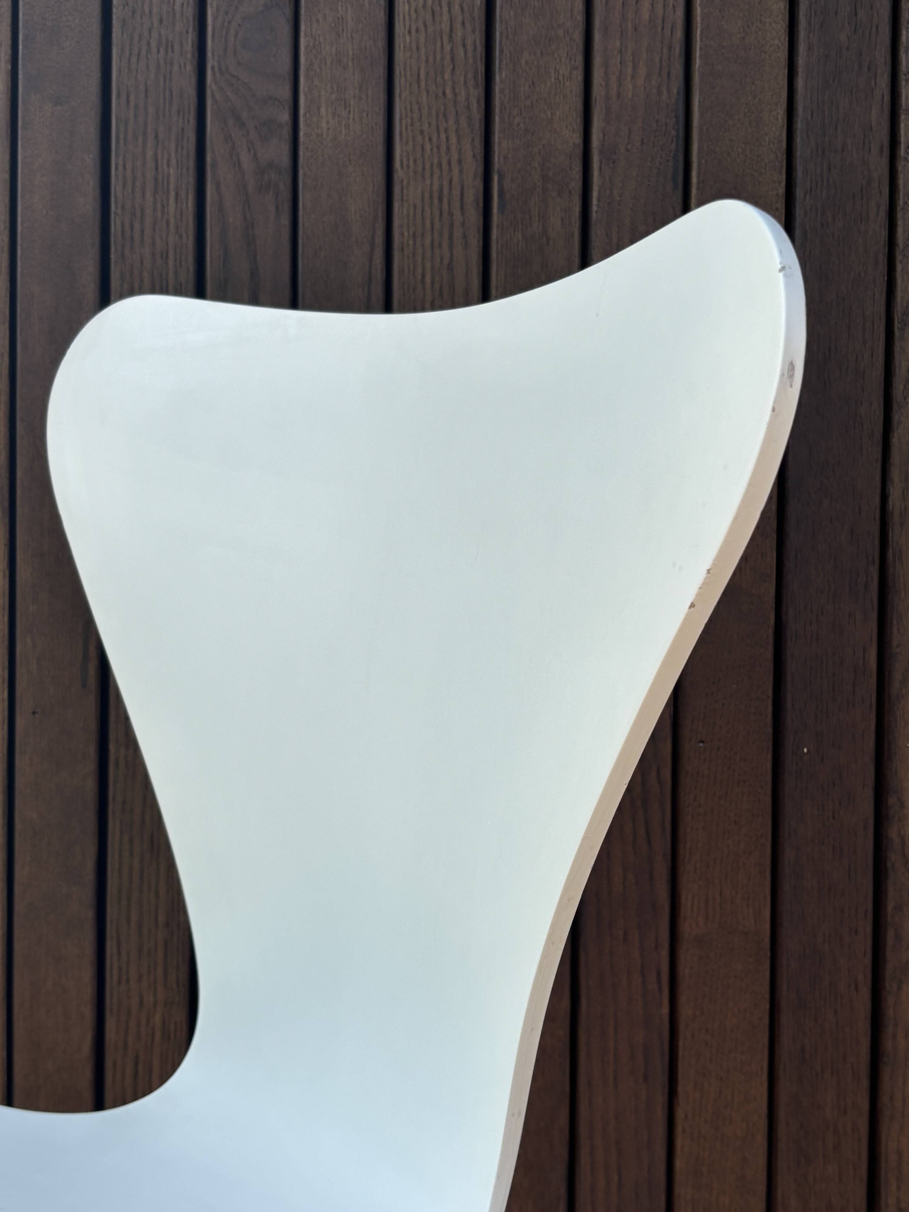 Vintage Desk Chair 3117 by Arne Jacobsen for Fritz Hansen in White