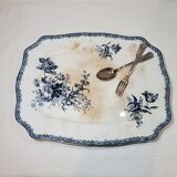 Serving dish of Bourgeois model Fontanges, iron