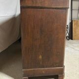 Walnut country sideboard, very beautiful piece of furniture in excellent condition