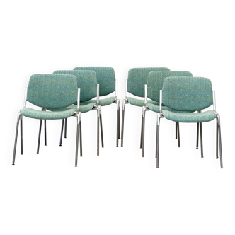 Set of Six Castelli (DSC 106) stacking dining chairs by Giancarlo Piretti from 1965, Italy