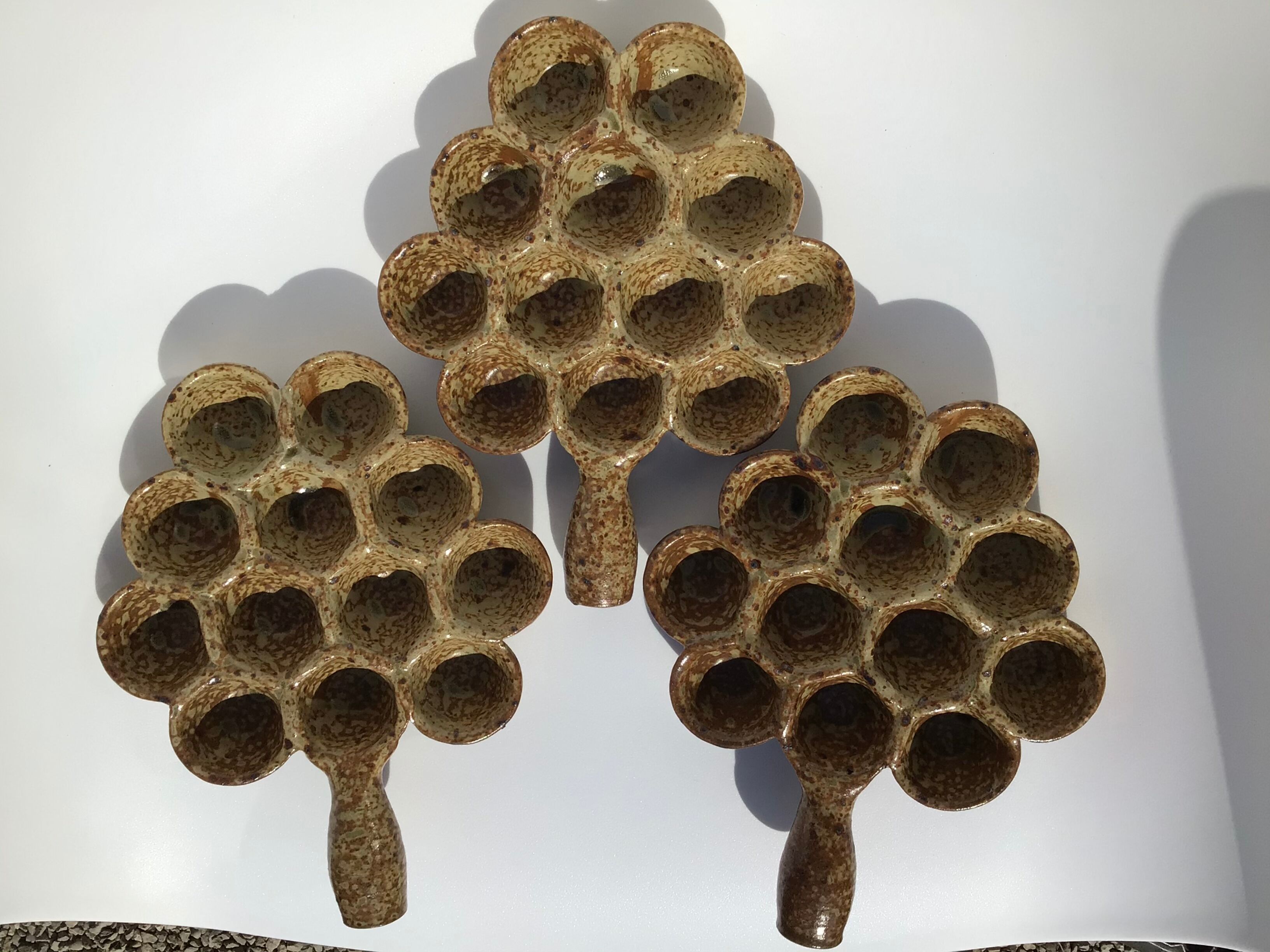 Assiettes à escargots grès moucheté artisanal (lot de 3)