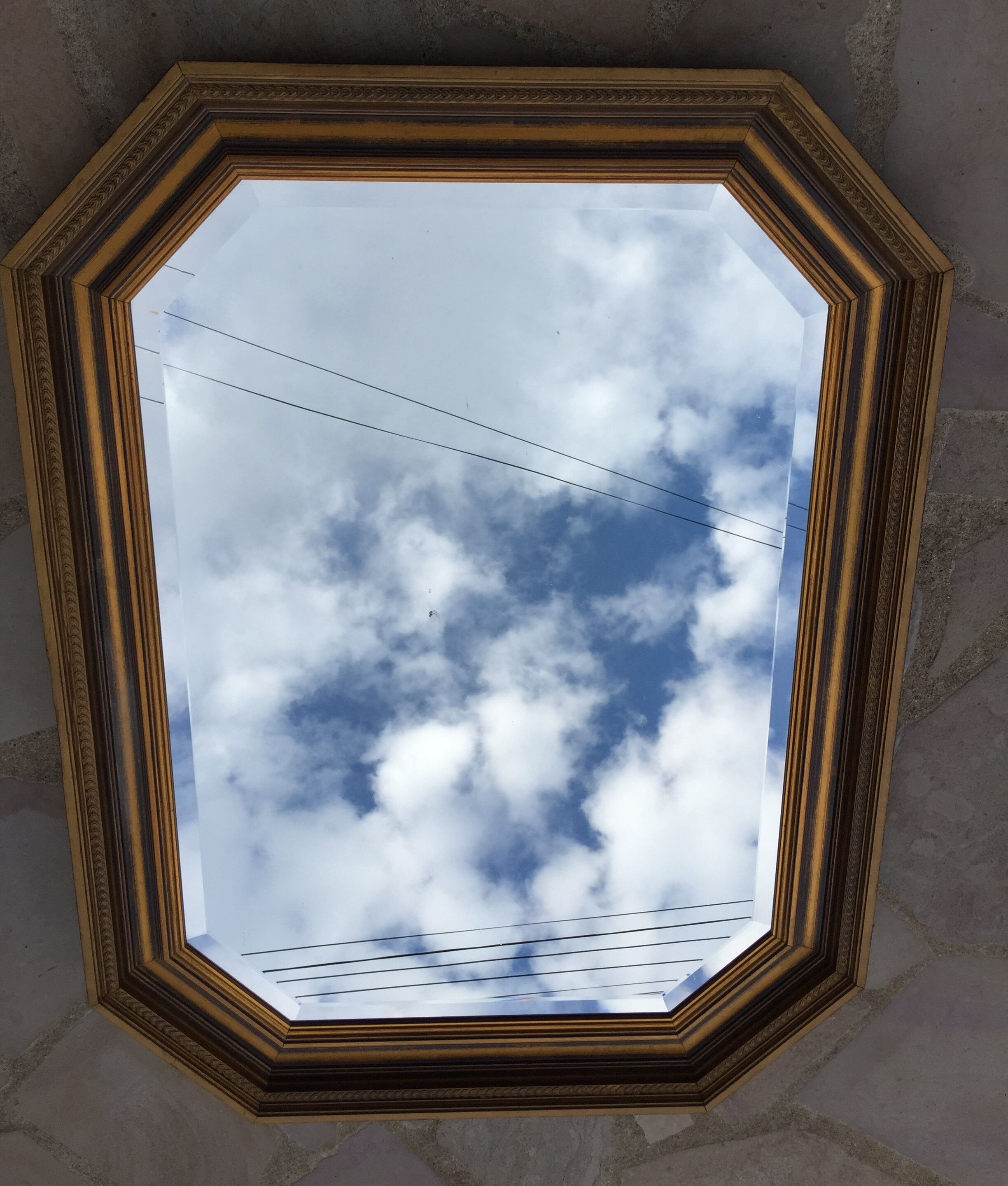 Mirror in gilded wood 82 x 62 cm