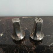 salière et poivrier en métal argenté - époque Art déco
