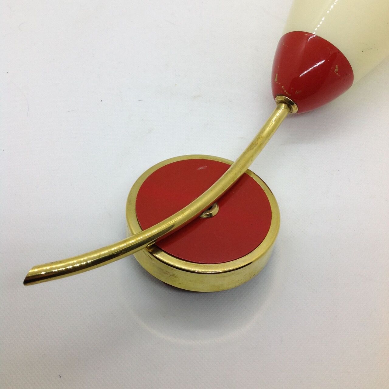 60s red wall light