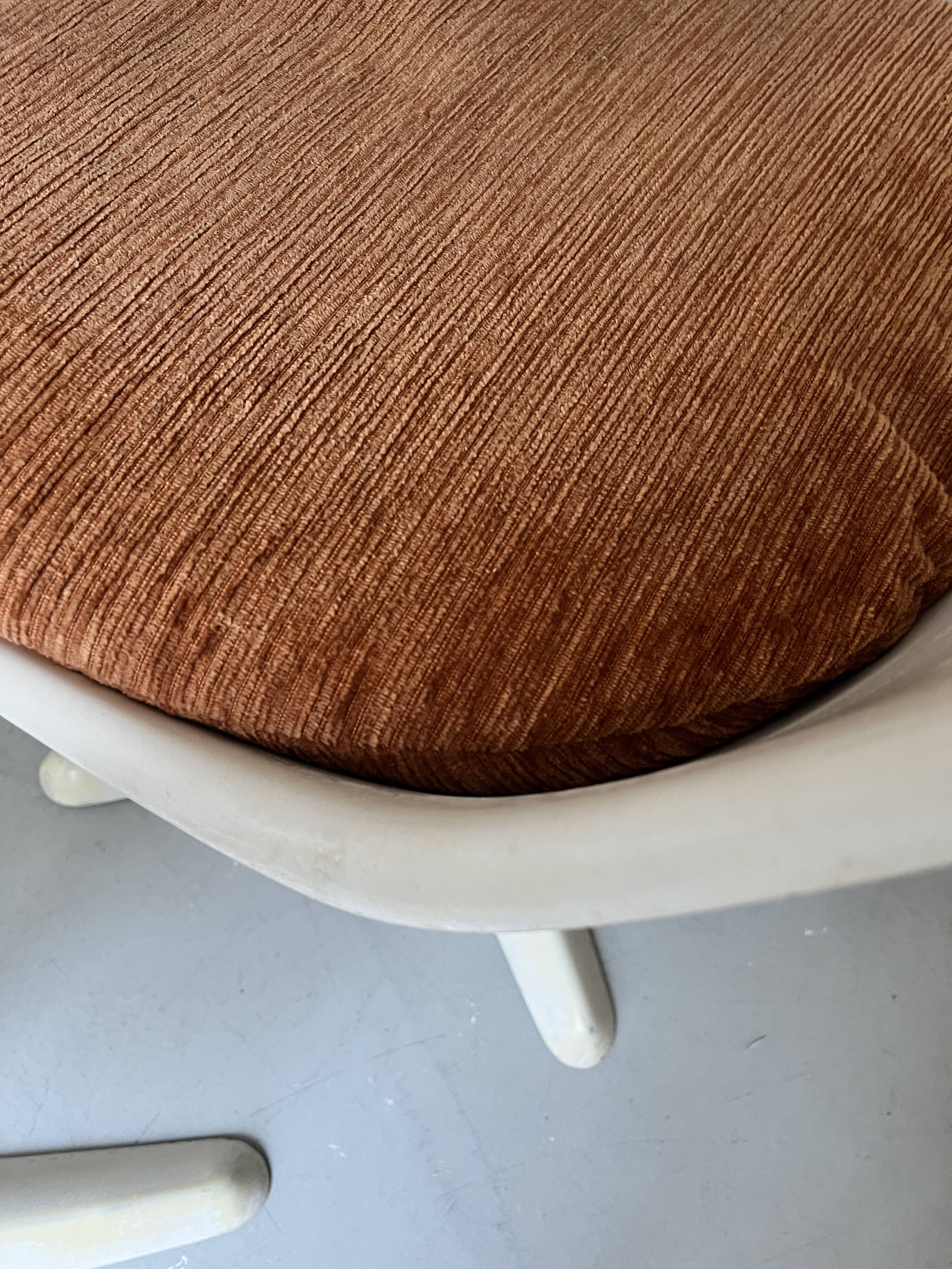 Set de 3 chaises tulipe par Maurice Burke pour Arkana, design 1970