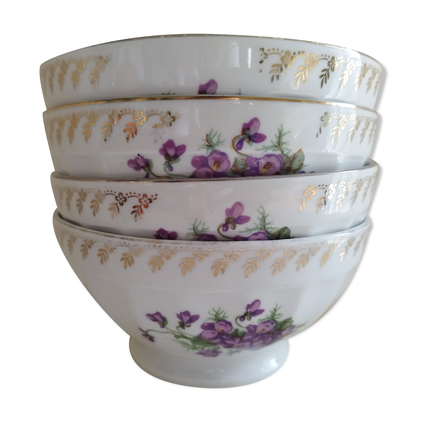 Set of 4 bowls purple porcelain decoration