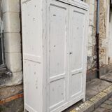 Armoire parisienne patine ancienne "lys"
