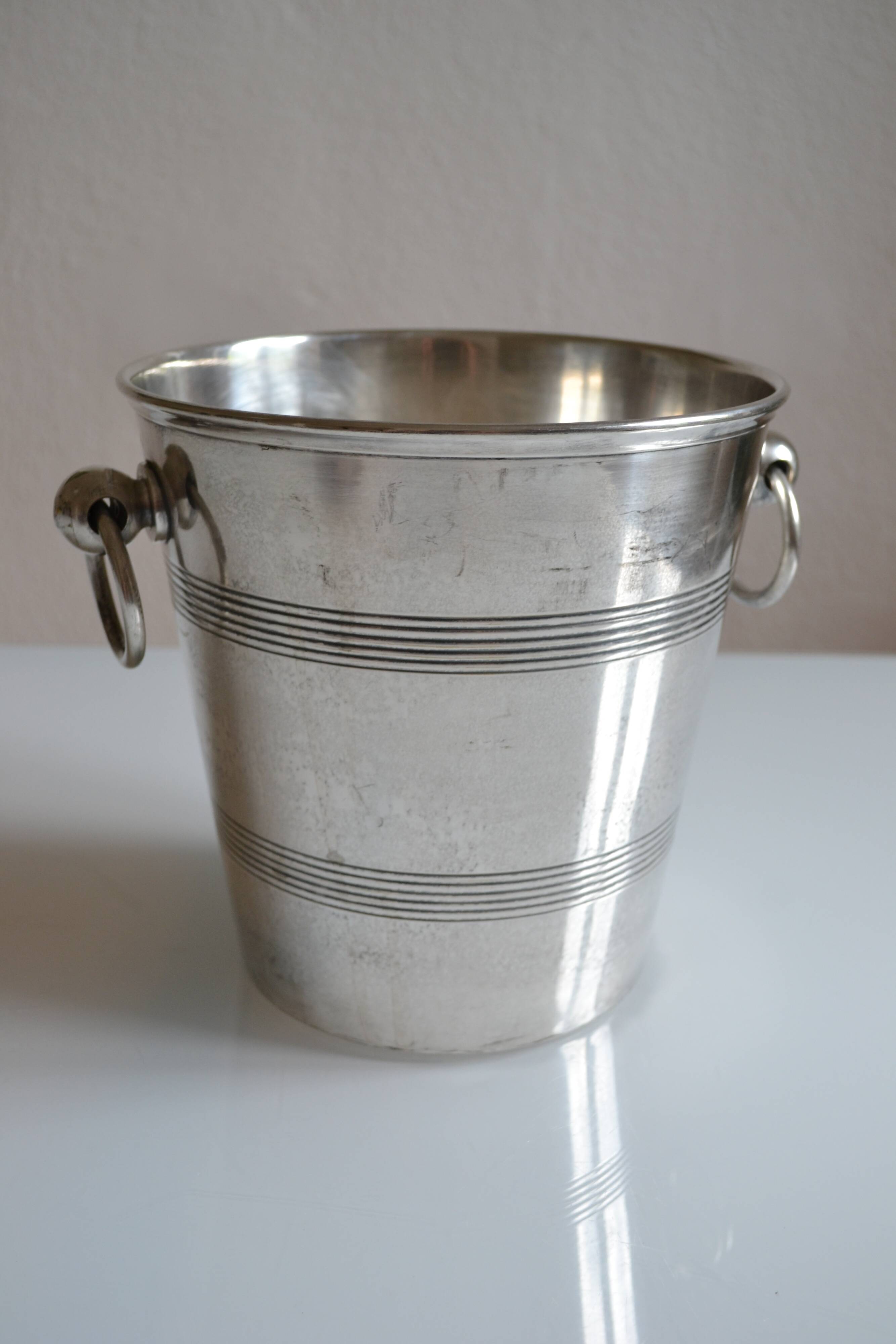 Vintage ice or champagne bucket in silver metal