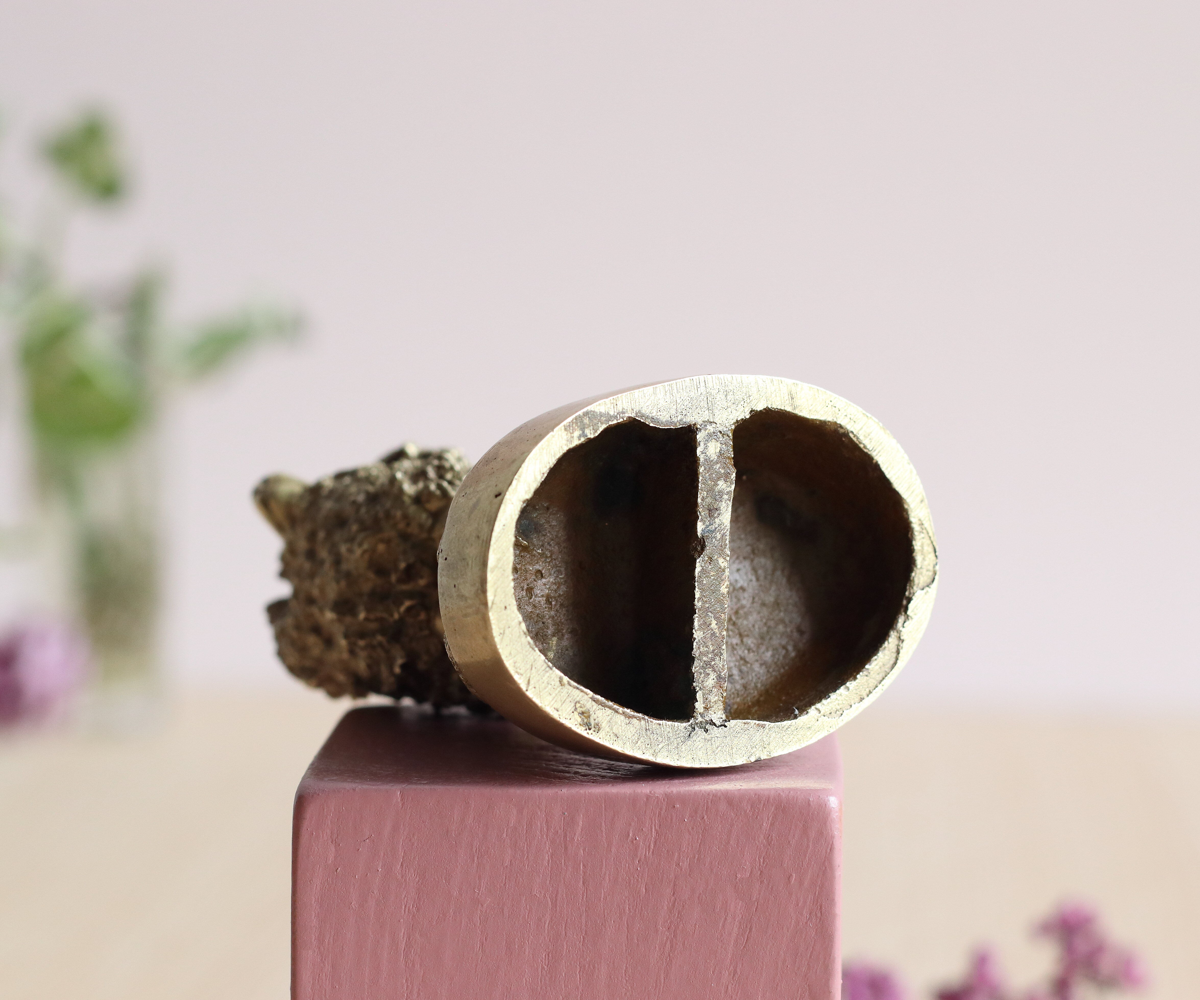 Royal poodle in gilded bronze, nineteenth century