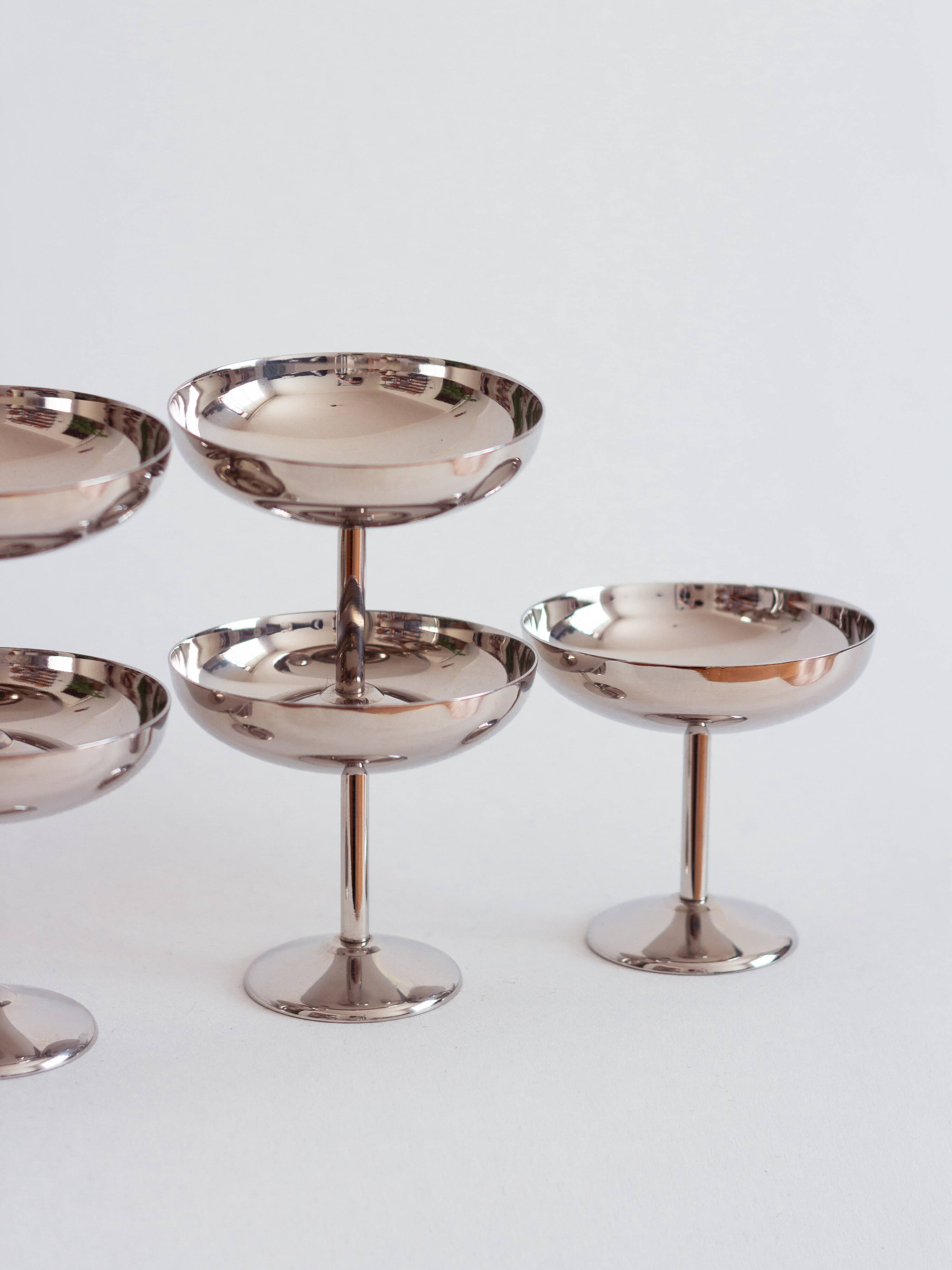 Set of six minimalist ice cream cups, Italy, 1970s