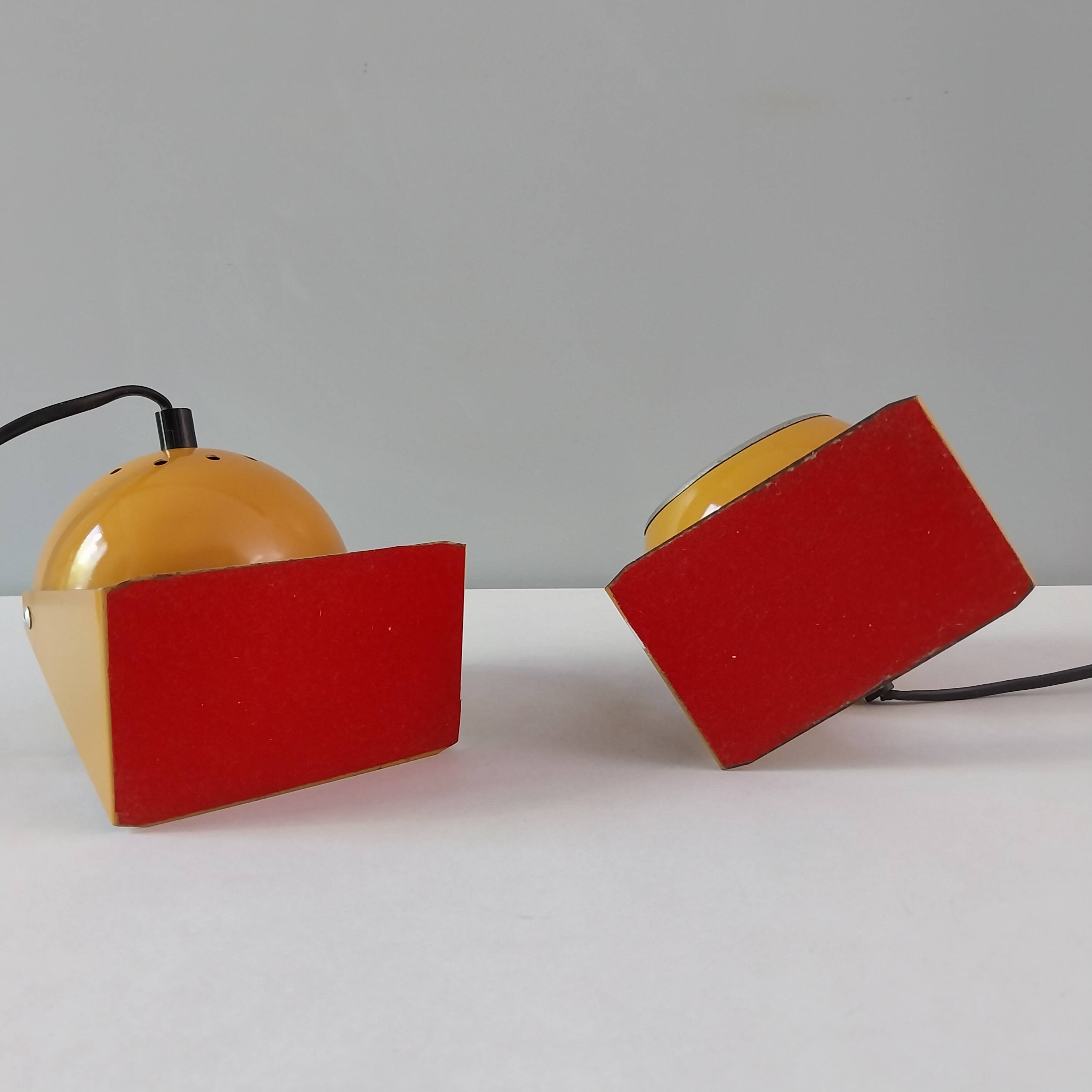 Paire de lampes de table italiennes des années 70.