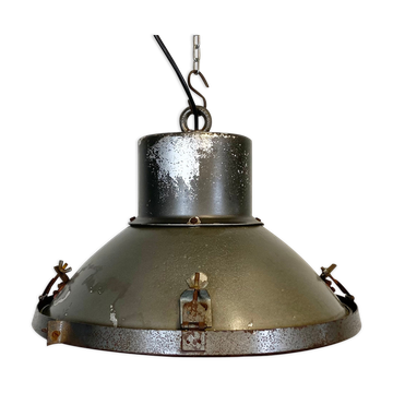 Suspension industrielle d’usine années 60