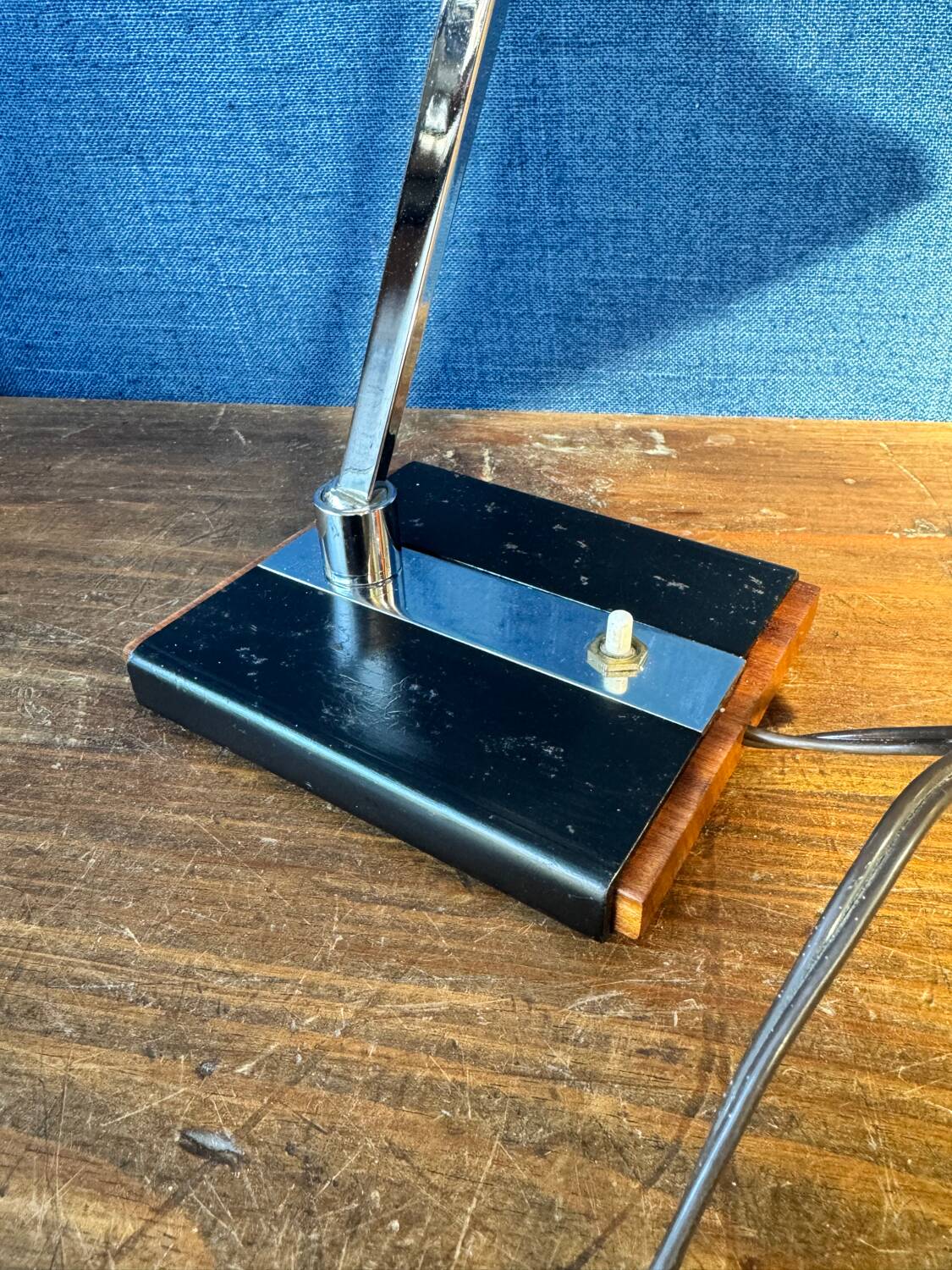 Italian design desk lamp from the 1960s.