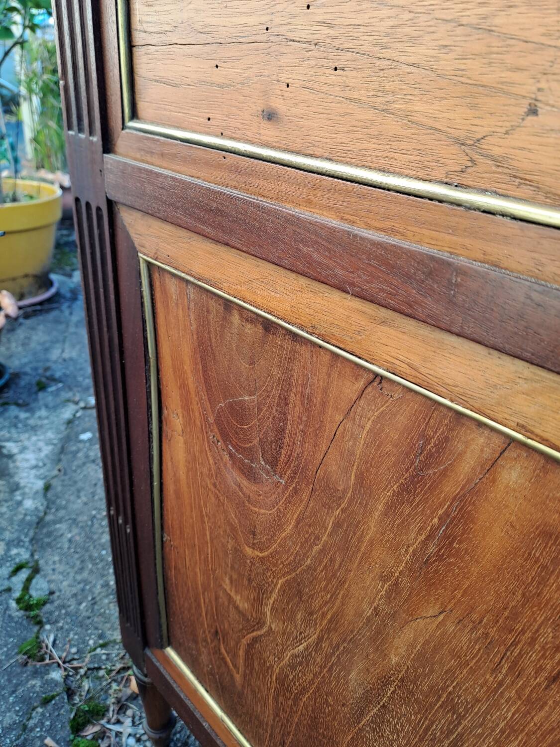 Louis XVI chest of drawers, mahogany, late 18th century, early 19th century