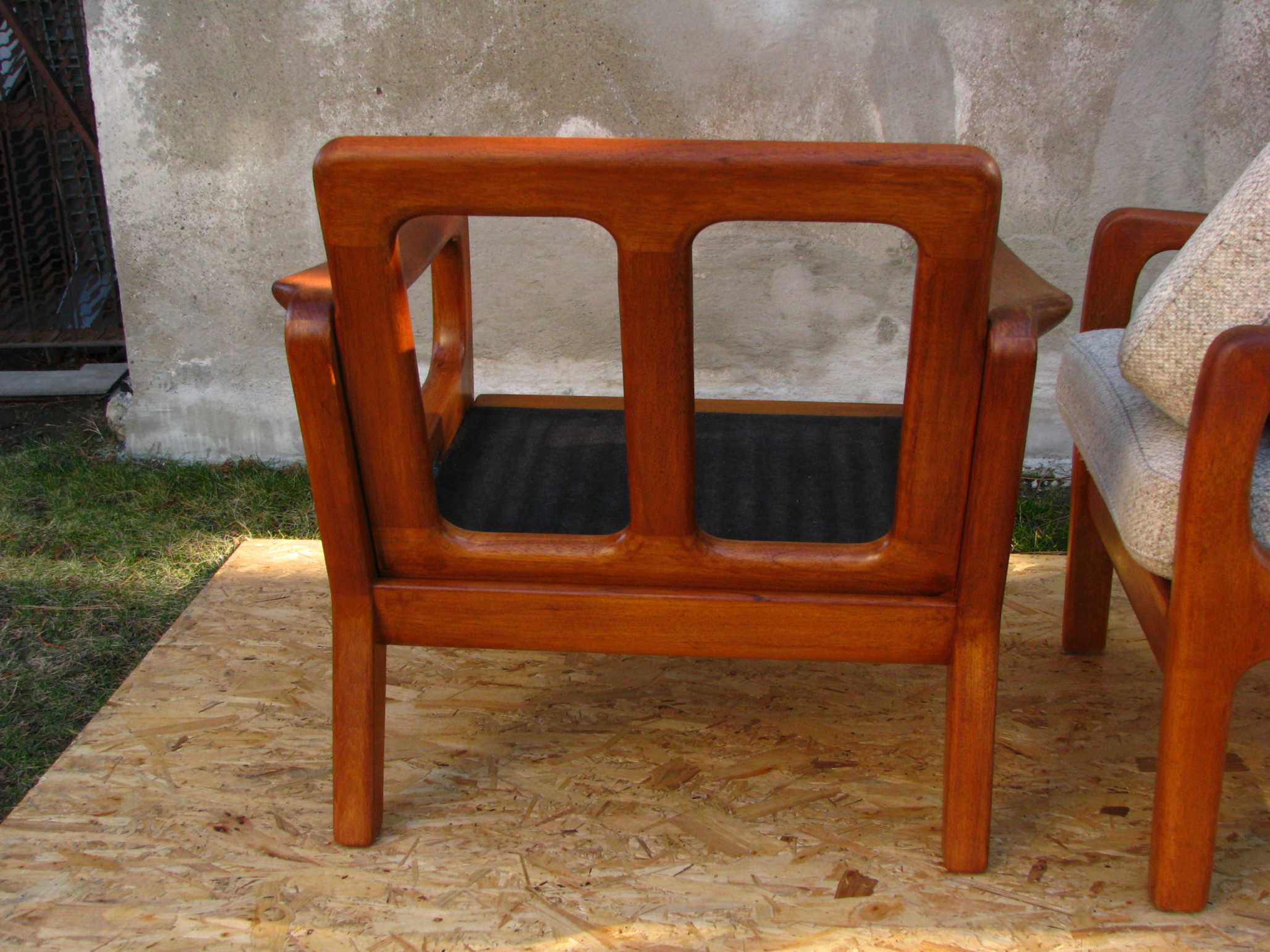 Set of 2 Danish teak lounge chairs by Juul Kristensen 1960