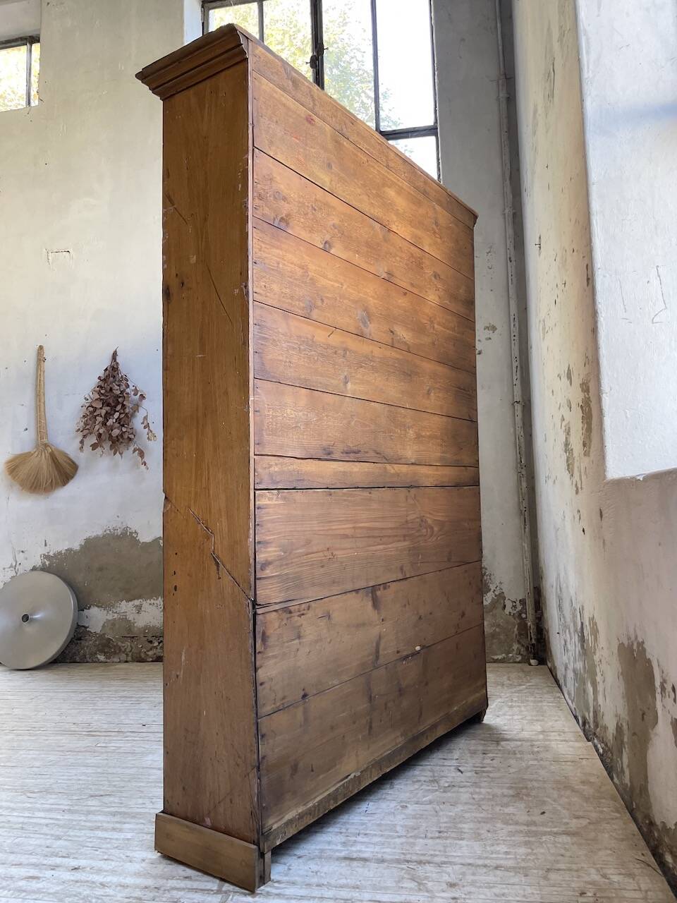 XL 1900 bookcase shelf
