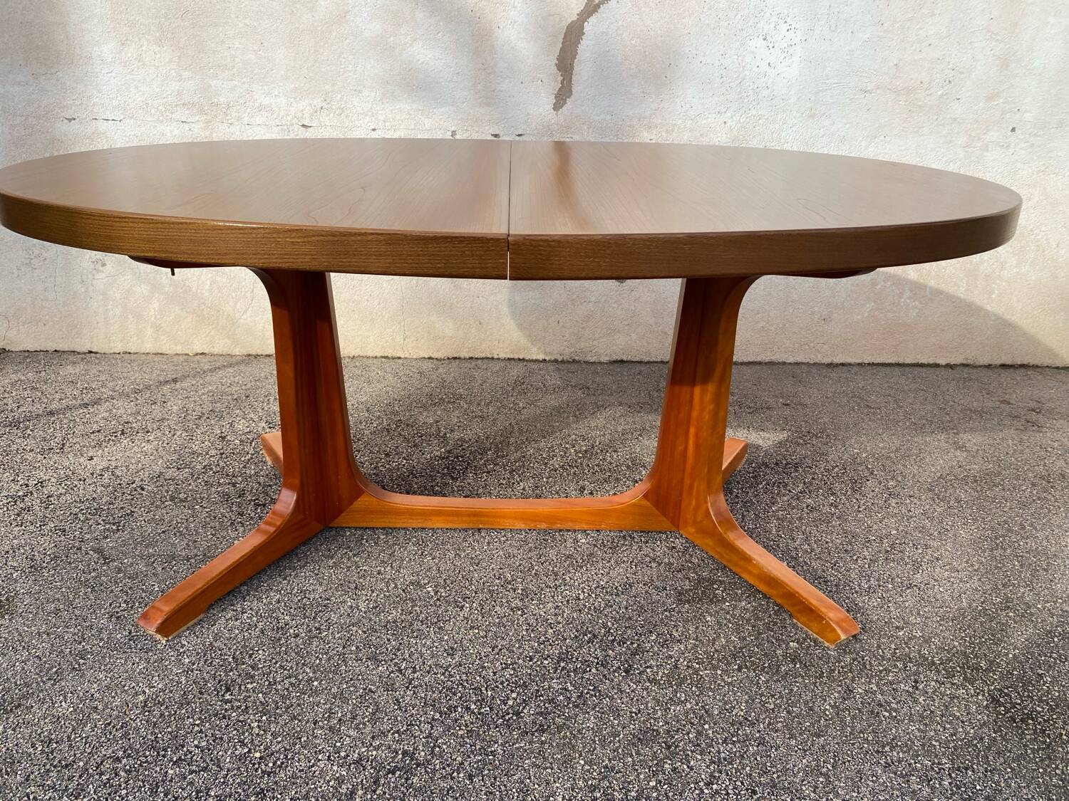 Vintage Baumann table