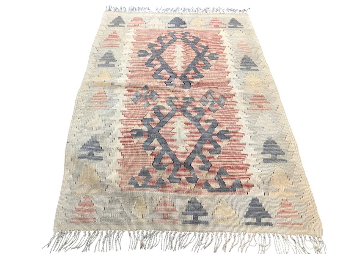Oushak Vintage Small Kilim Rug