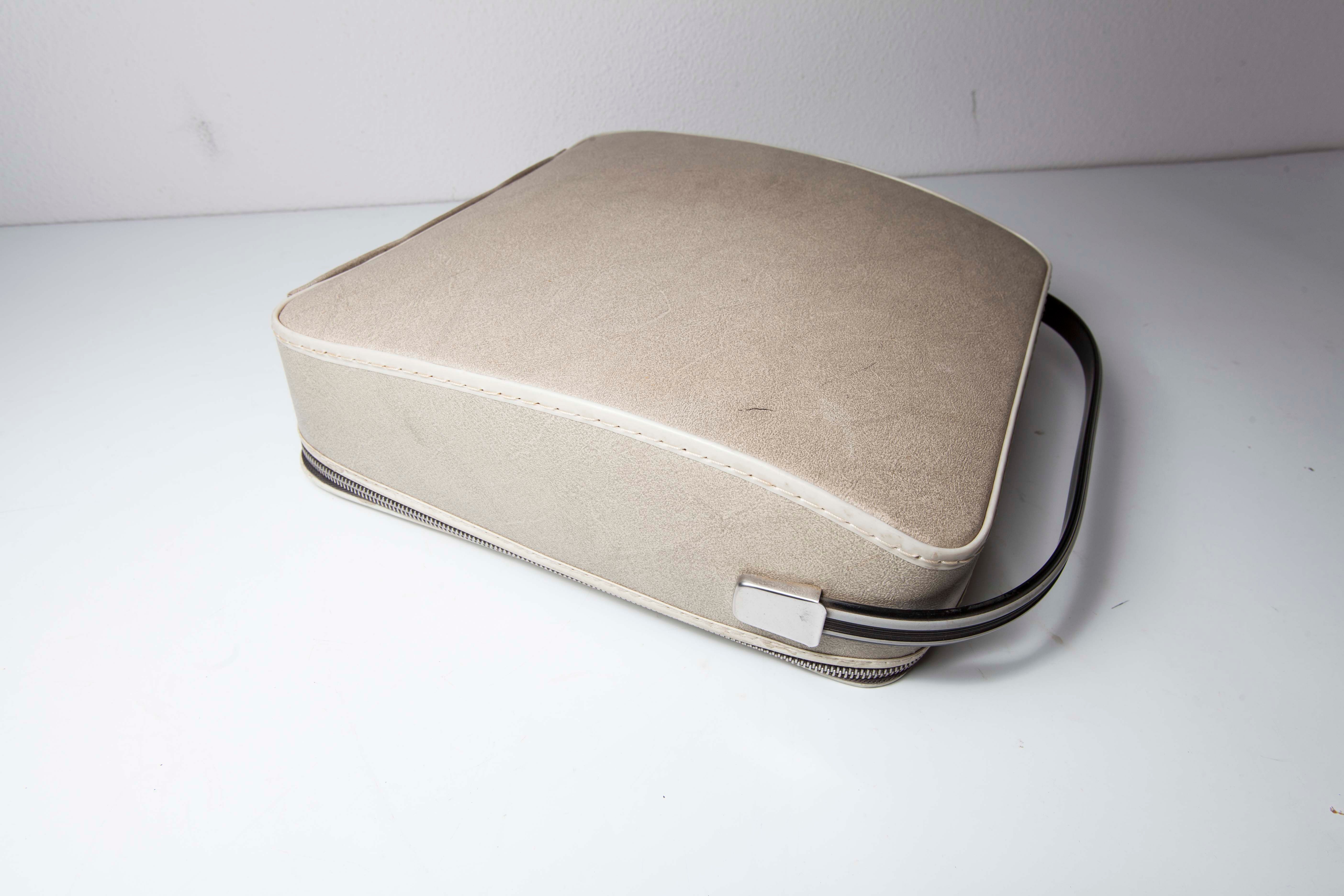 Brother Deluxe 1350 revised typewrite 1971