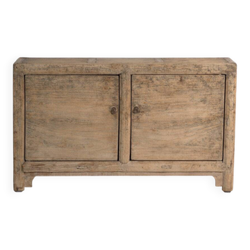 Buffet bas ancien en orme à deux portes – Chine, vers 1950