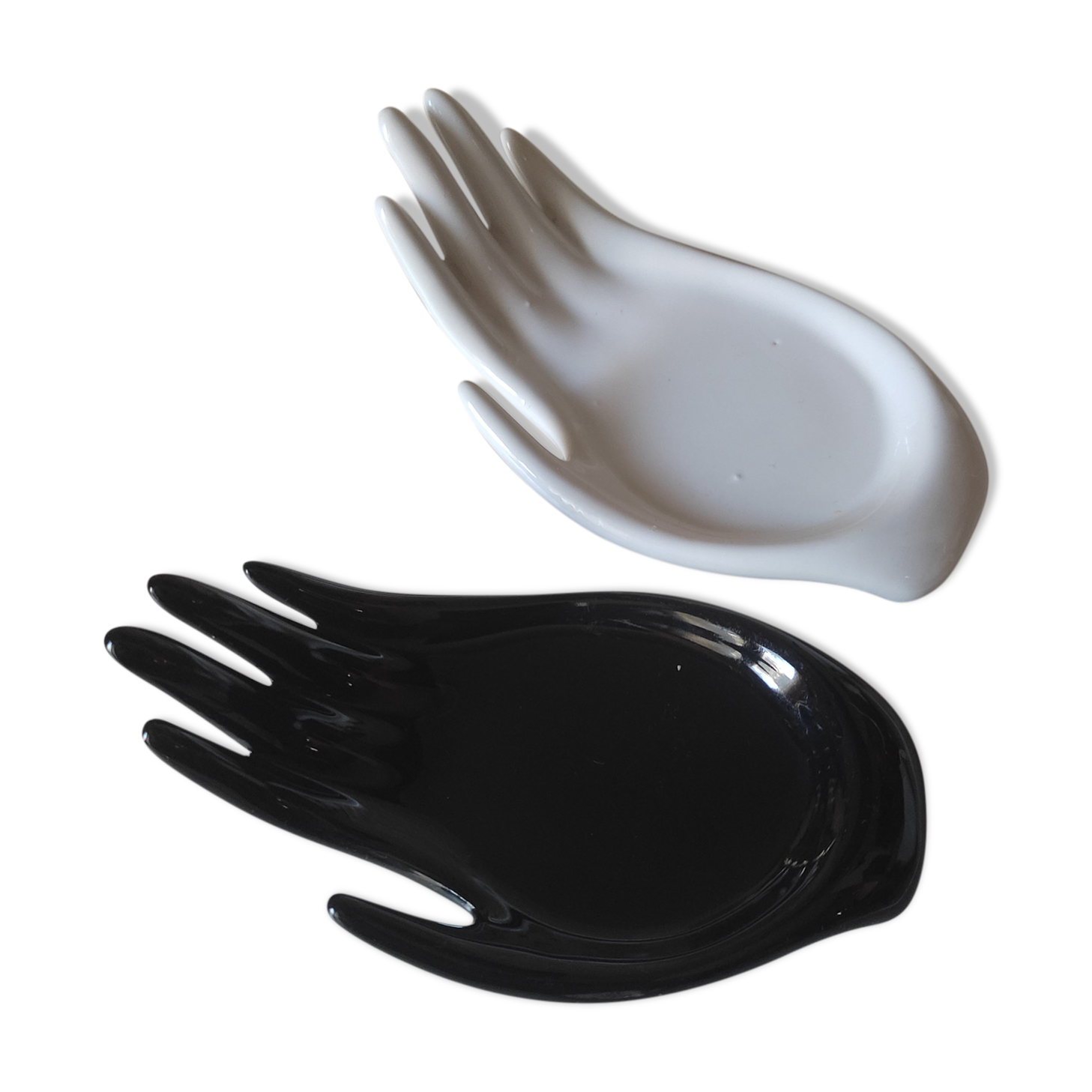 Ceramic duo of hands