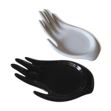 Ceramic duo of hands