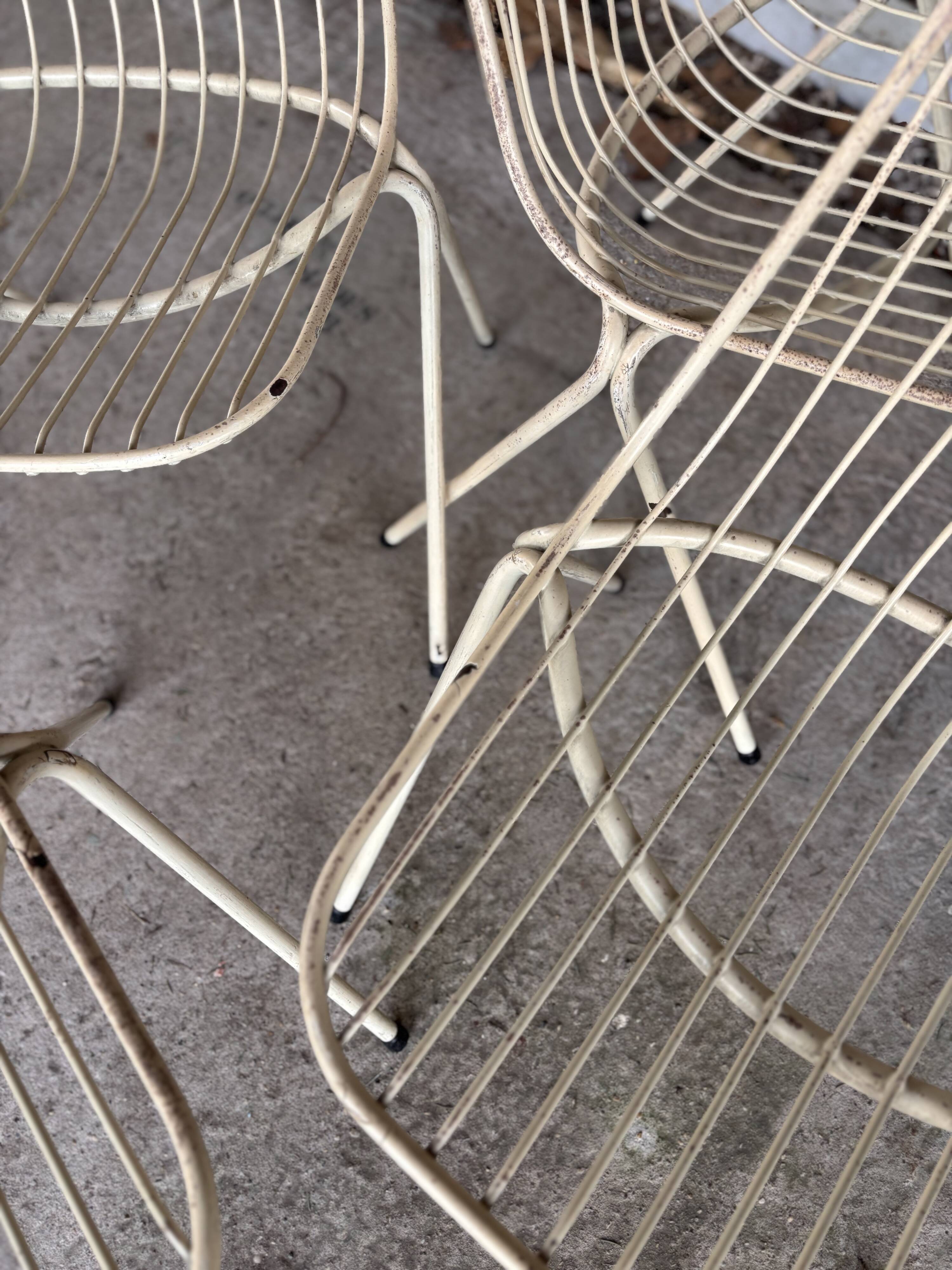 Vintage metal chair "Stella"