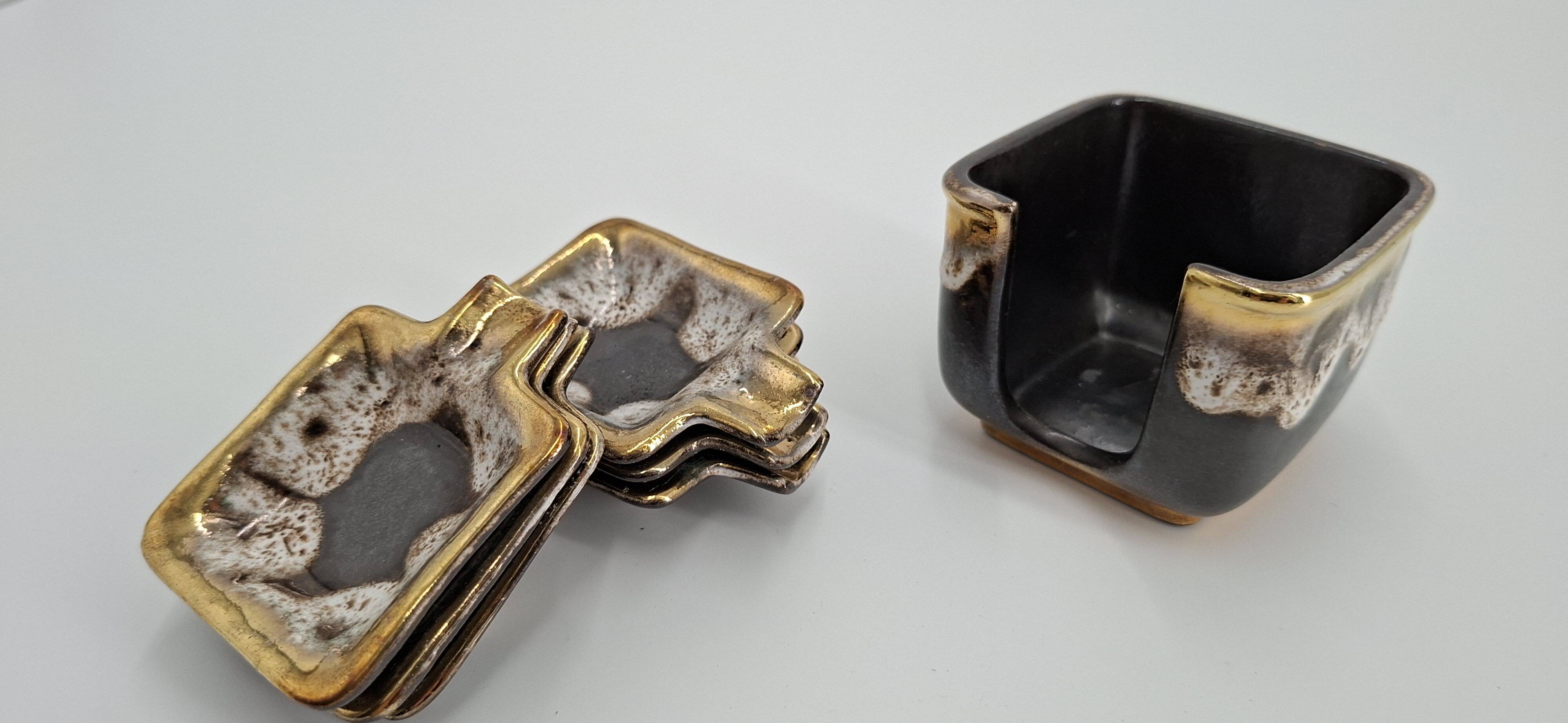 Ensemble de 6 cendriers et porte cendriers en céramique -1970