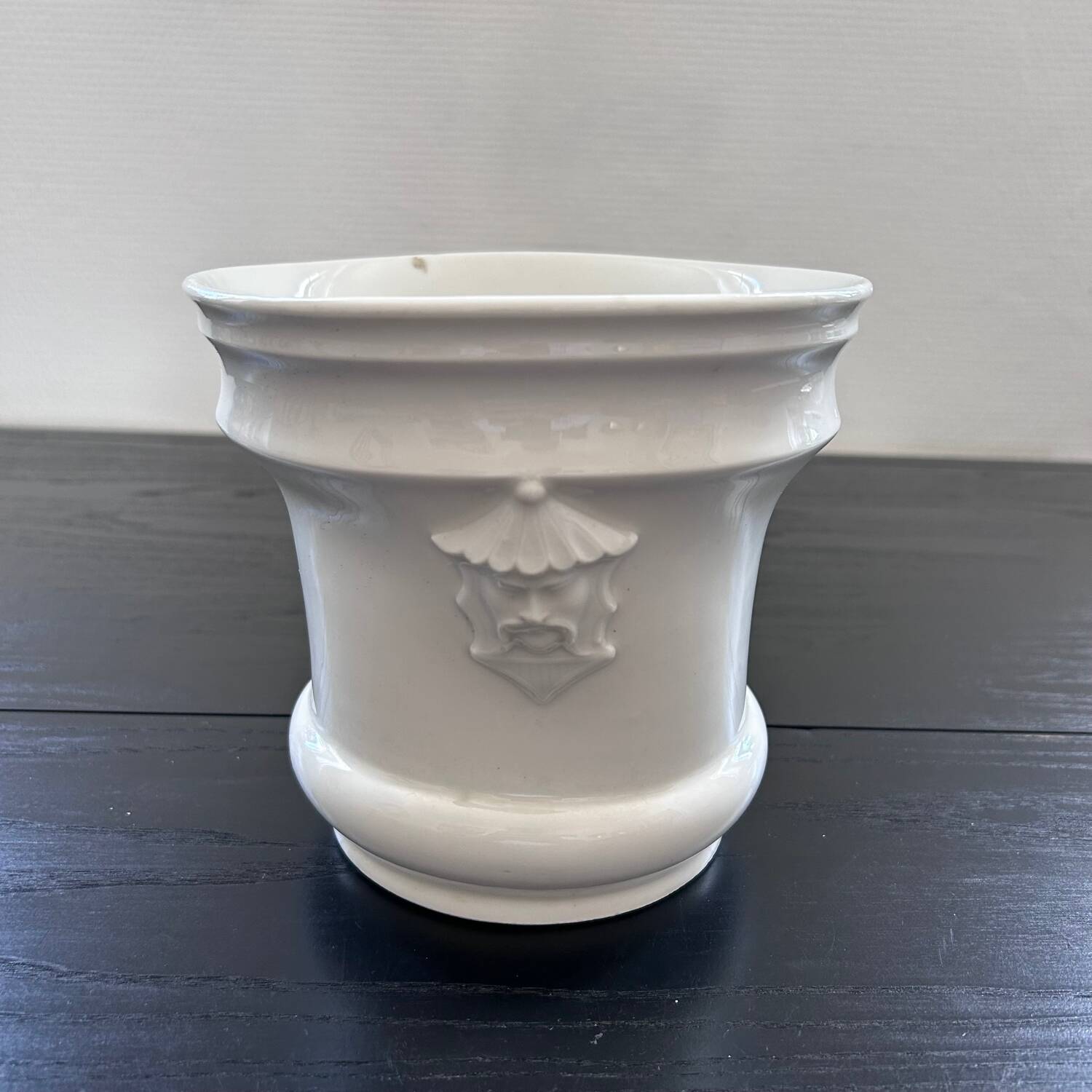 Antique Chinese decor flowerpot