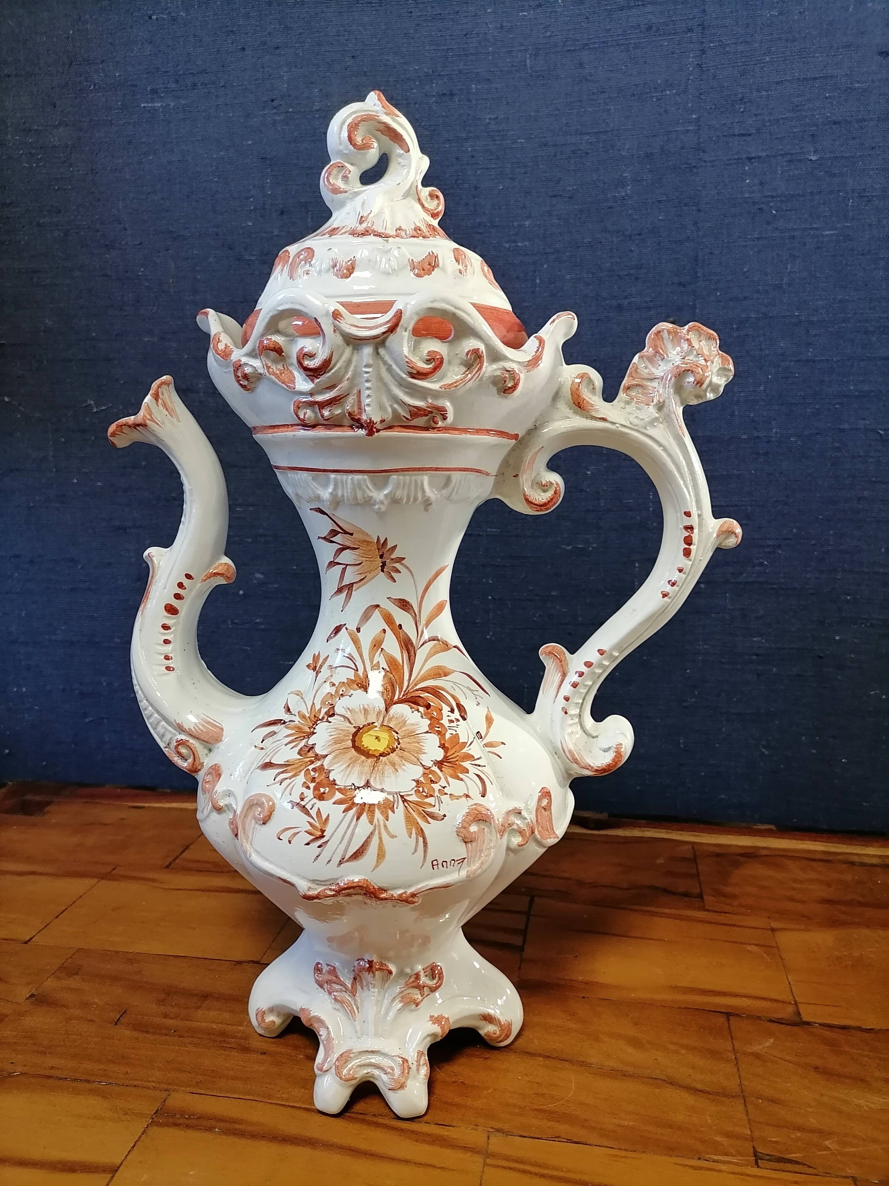 Aiguiere faïence italienne