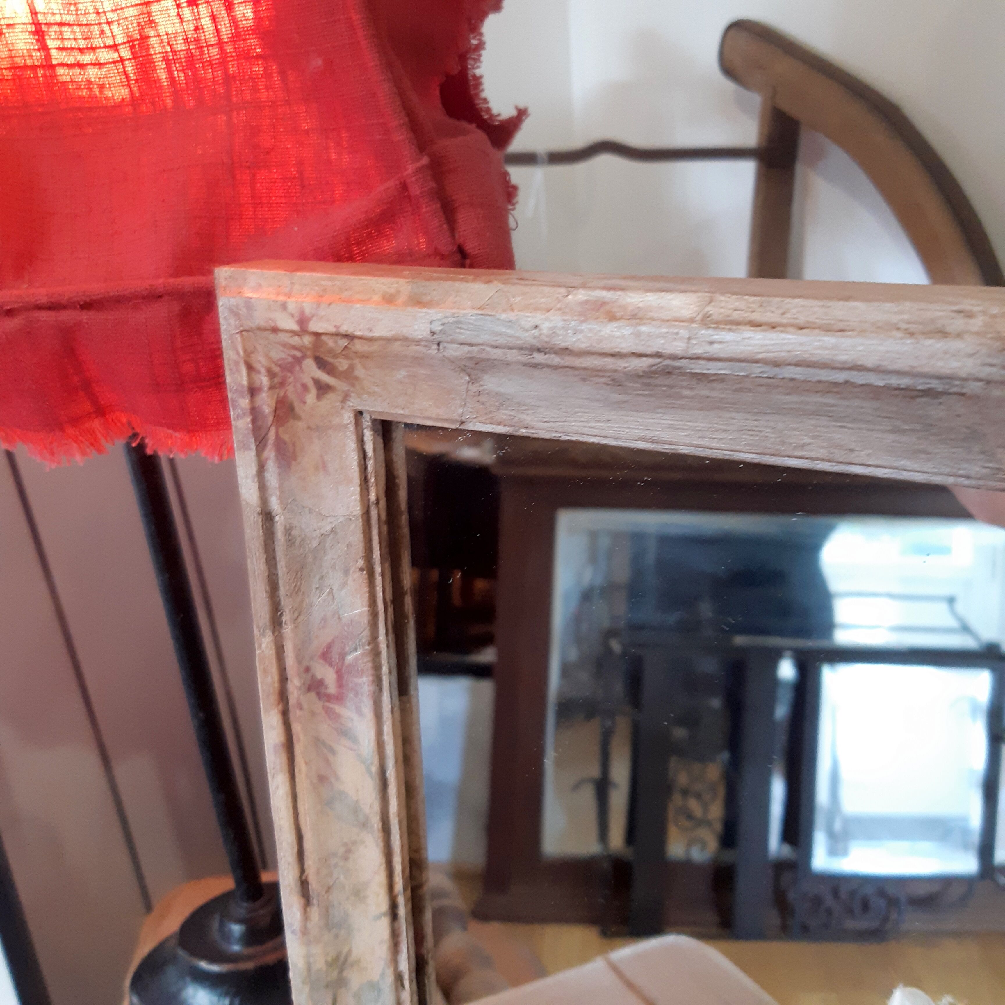 Wooden mirror on base, patinated, flowers