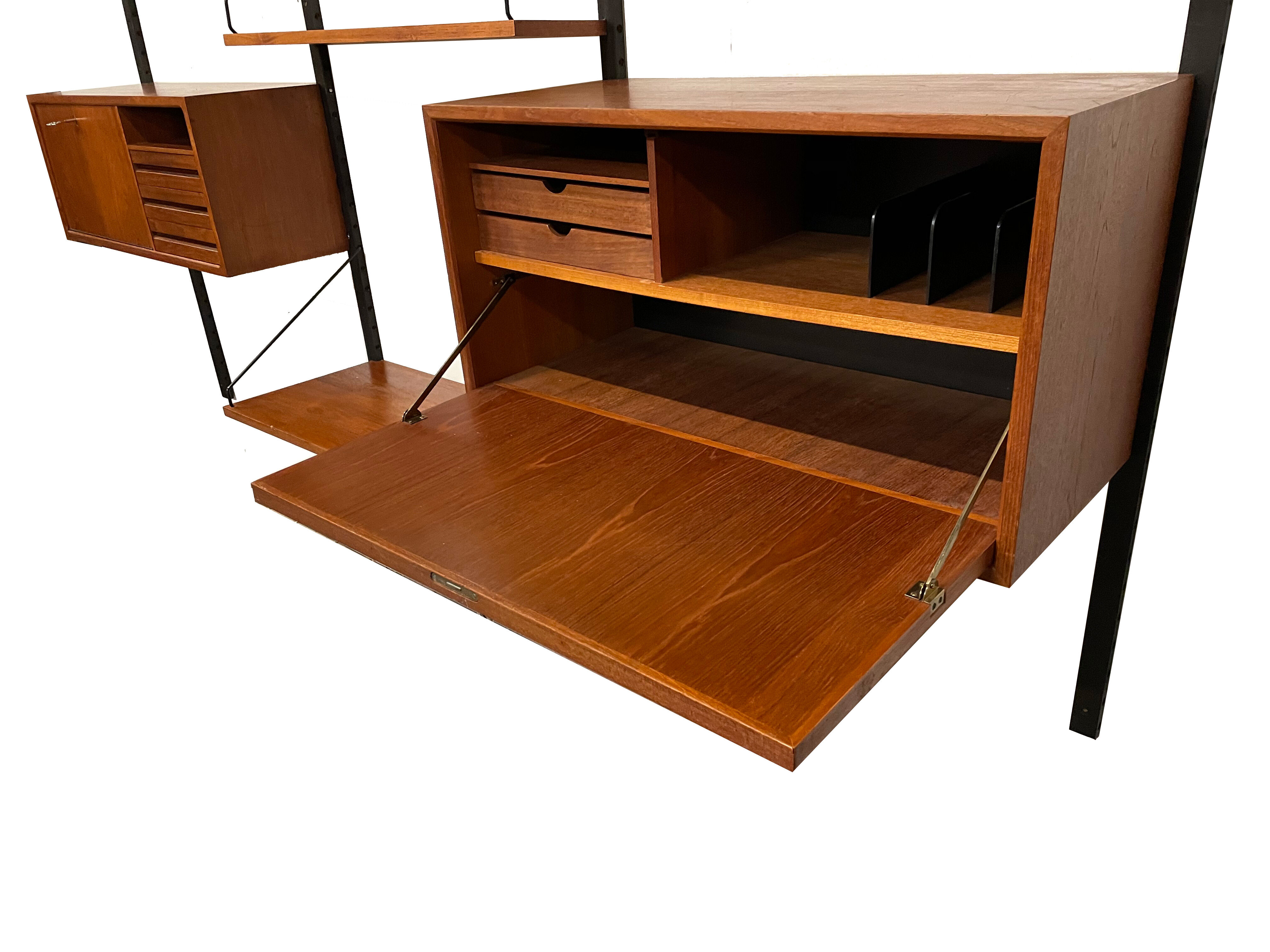 Poul Cadovius Royal System Mural Set