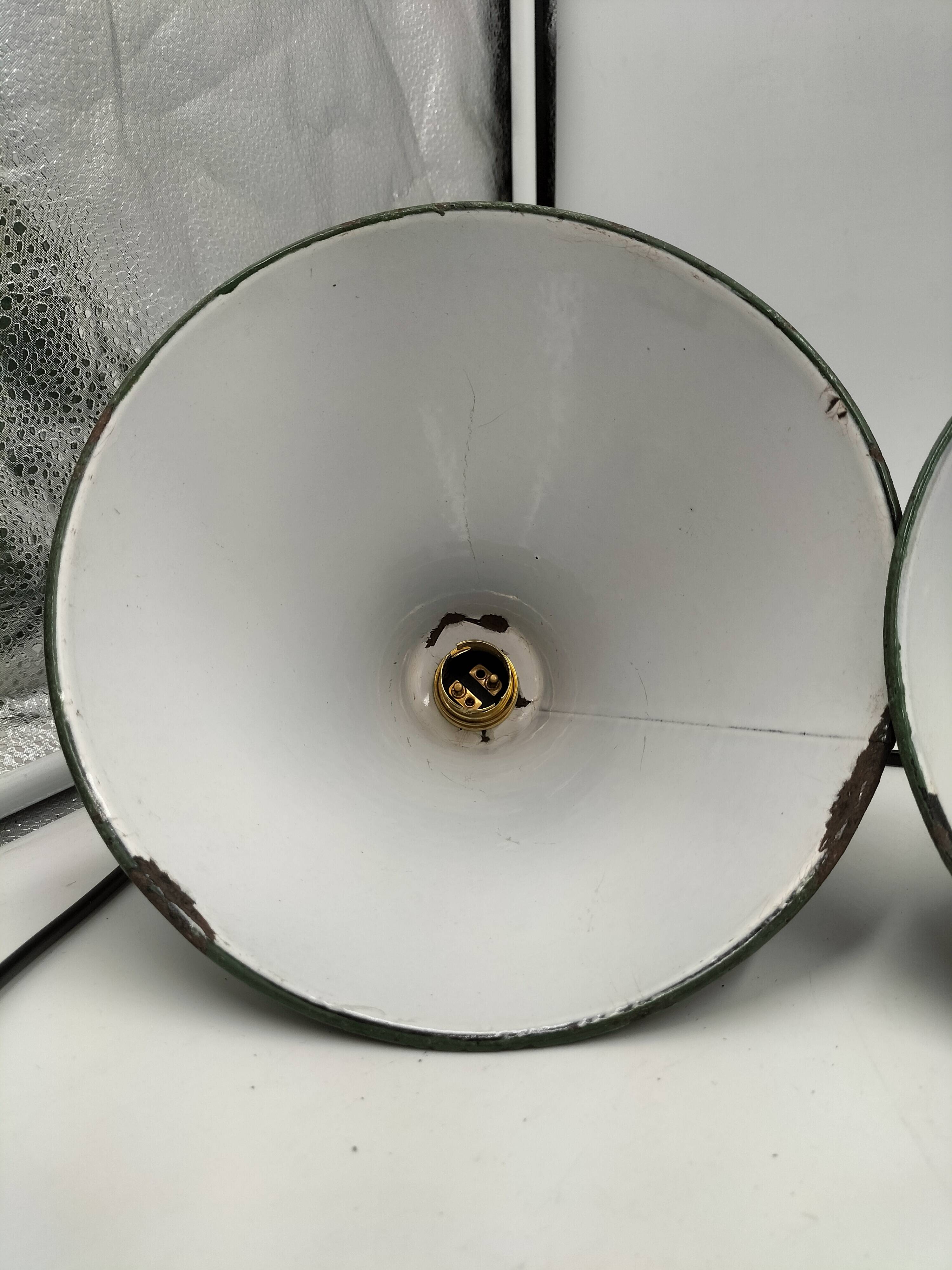 Enamelled sheet metal cone suspensions