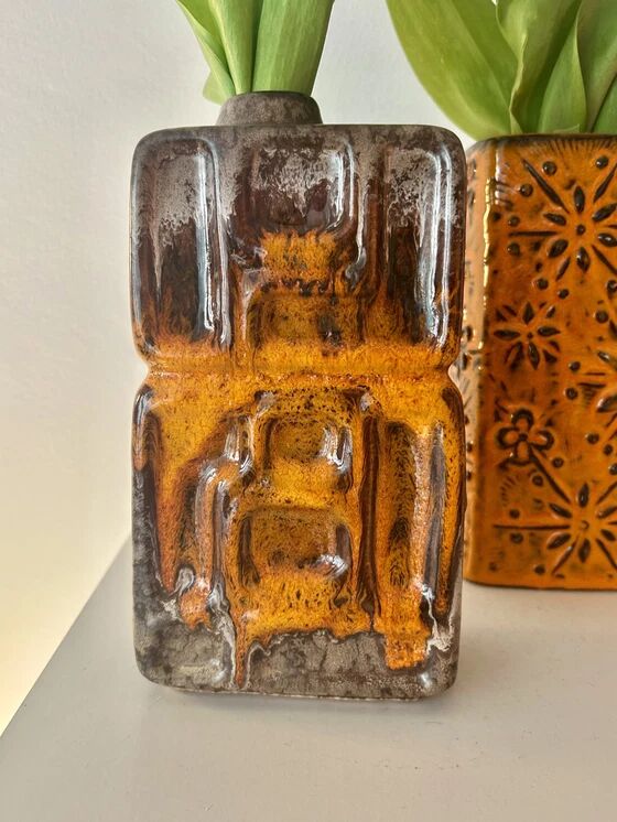 Vase Duo from the East and West German pottery history – East German pottery meets West German pottery