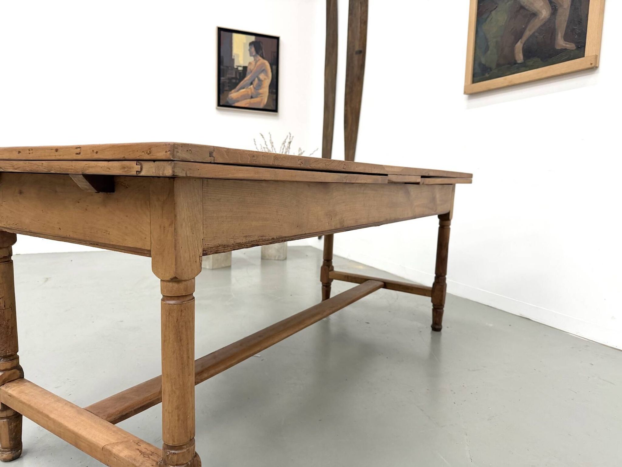 Grande table de ferme à rallonges en merisier massif - Années 1900