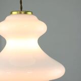 Suspension italienne en verre vert et laiton du milieu du siècle