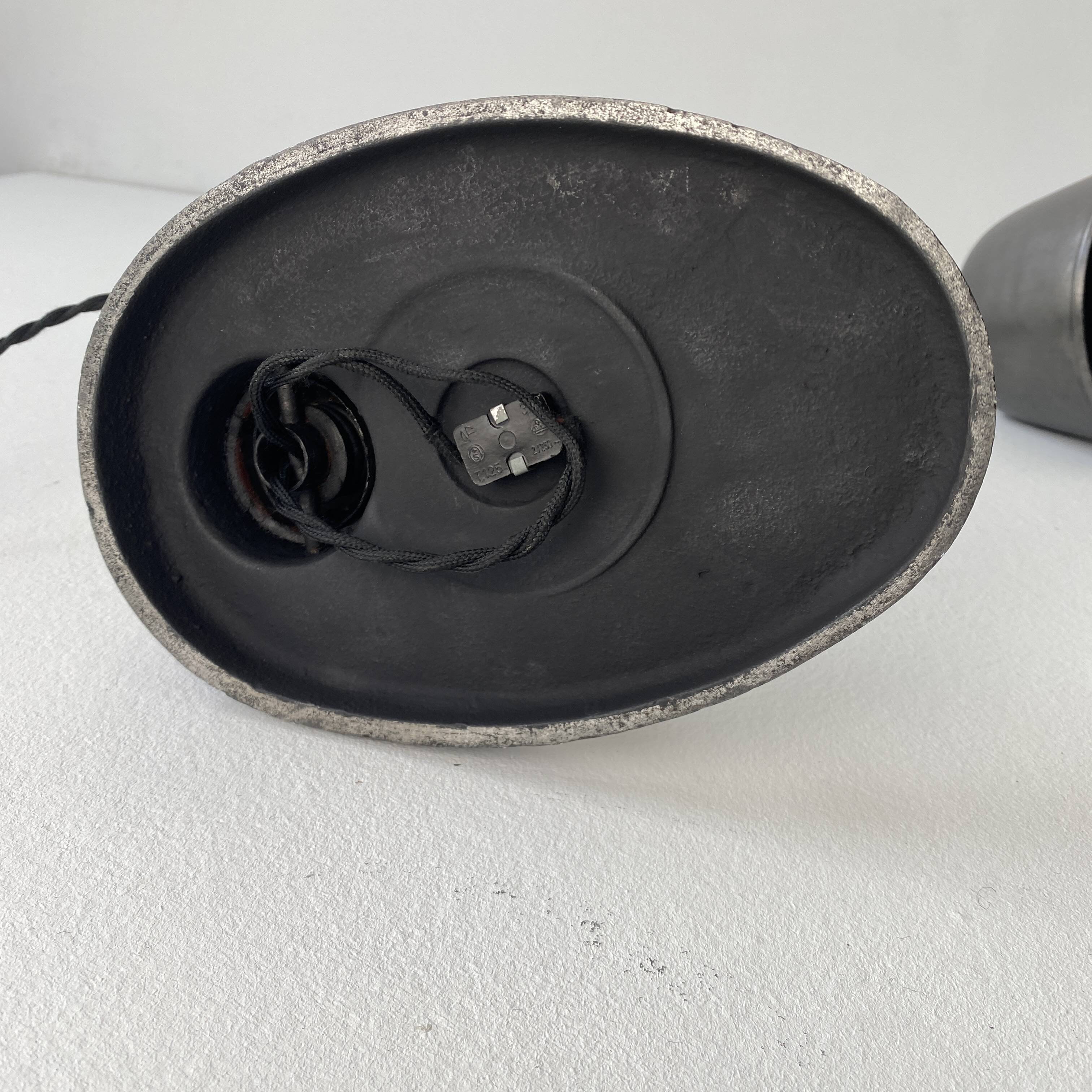 Old bauhaus desk lamp "bur" model 2700