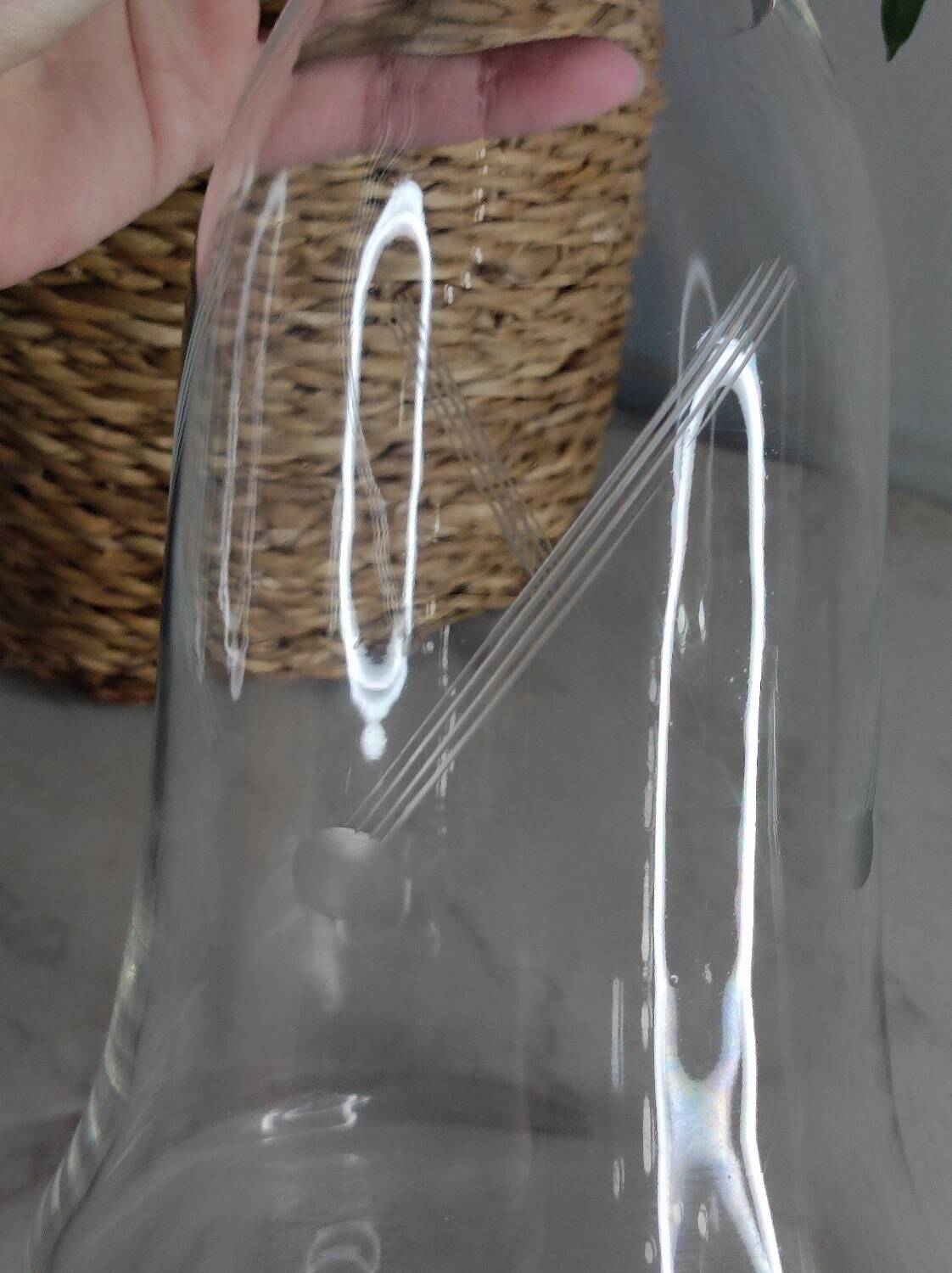 Glass carafe
