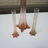 3 anciens vase tour eiffel en verre rose