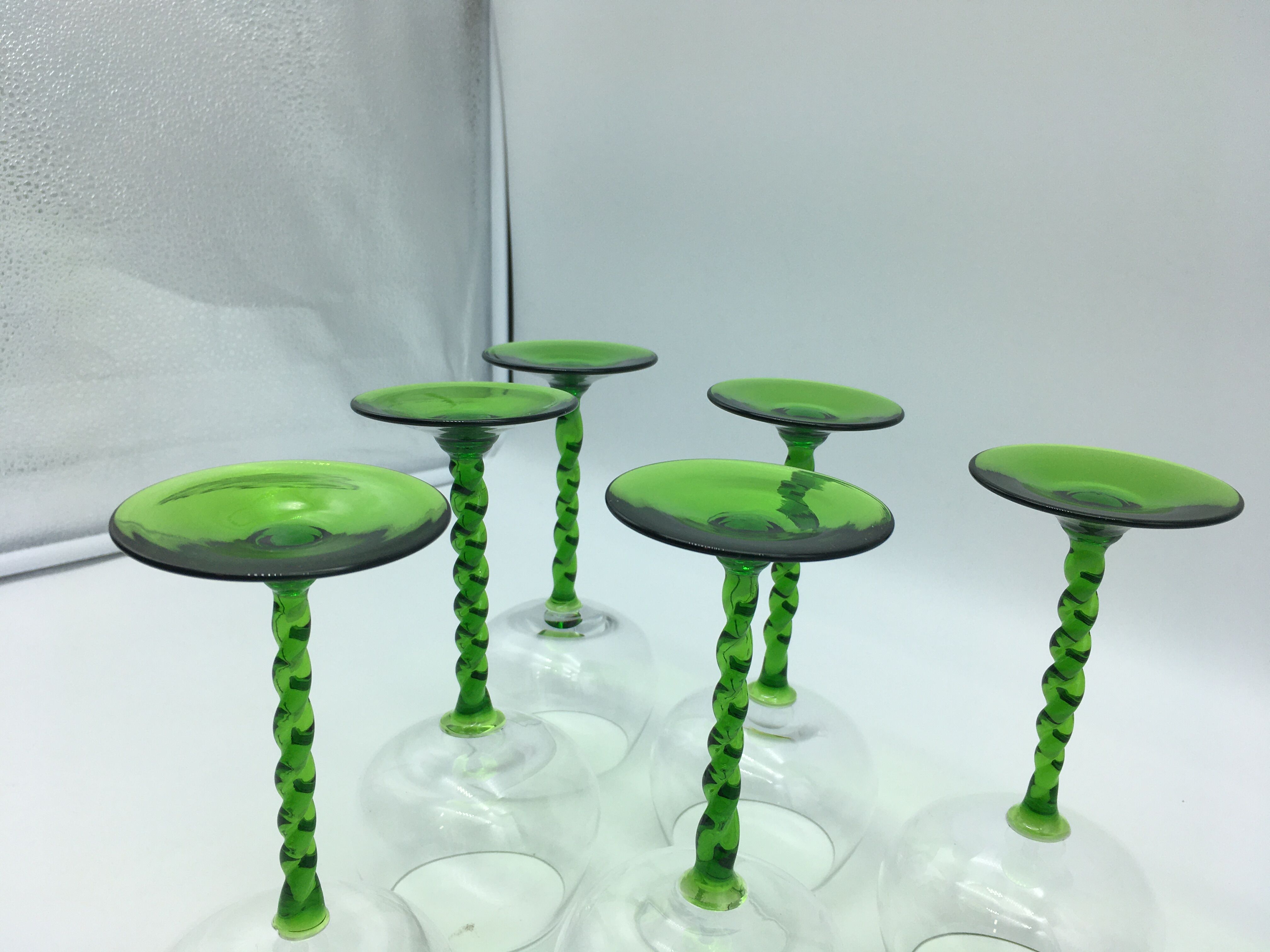 6 wine glasses with crystal twisted foot