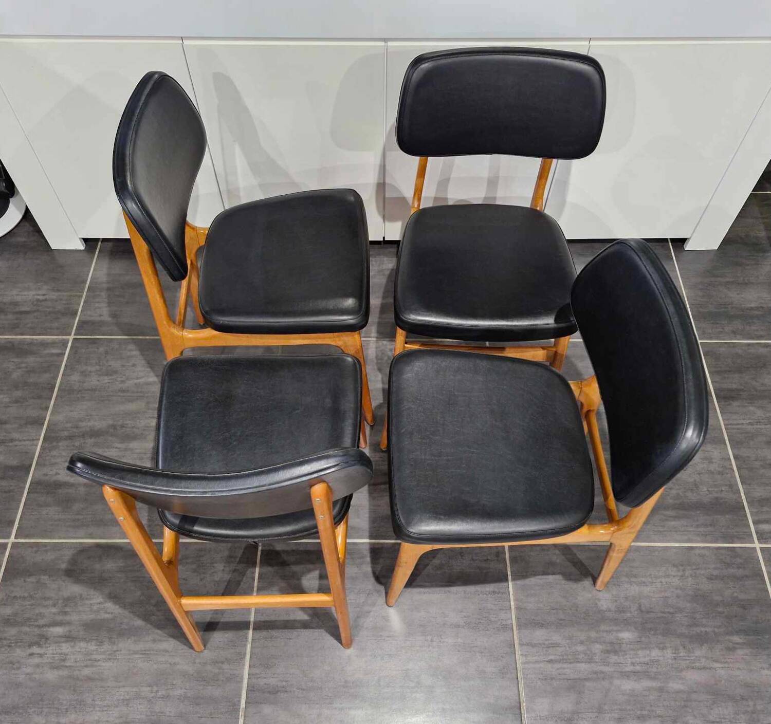 Series of 4 Scandinavian chairs, 1970s