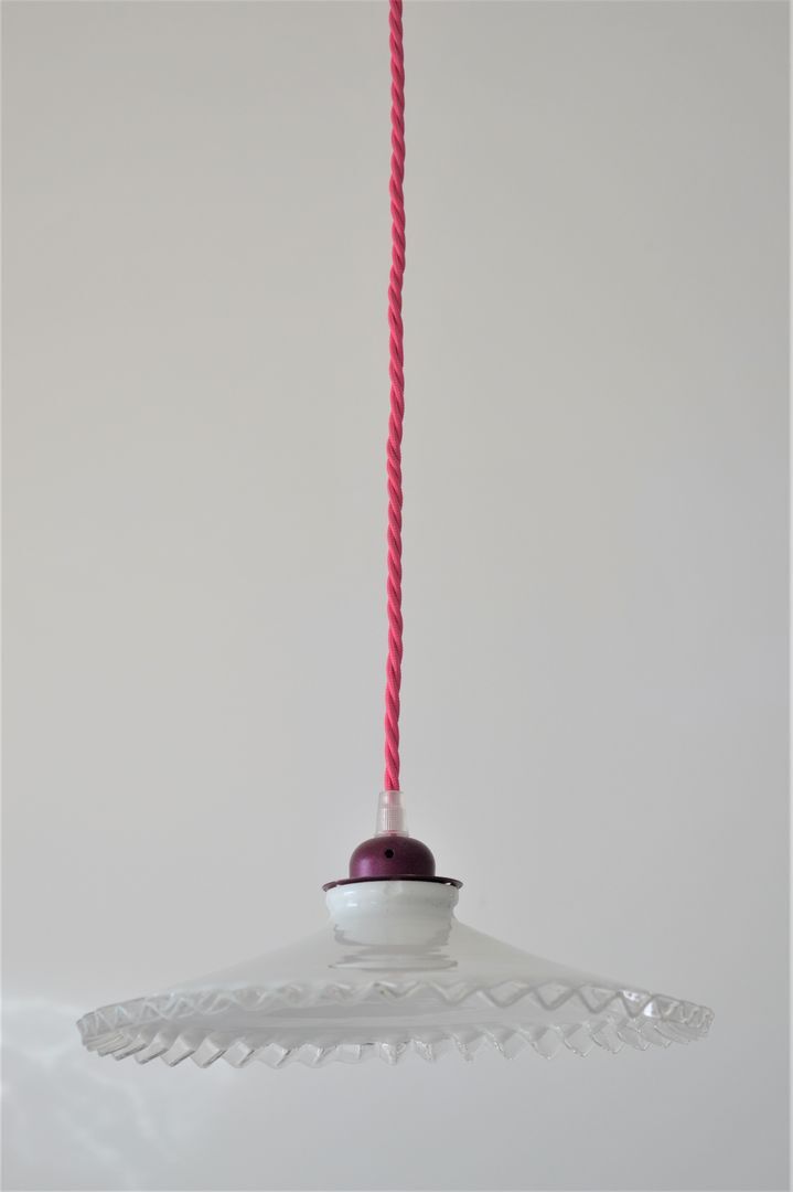 Pleated opaline suspension, pink cord