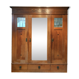 wardrobe, wardrobe