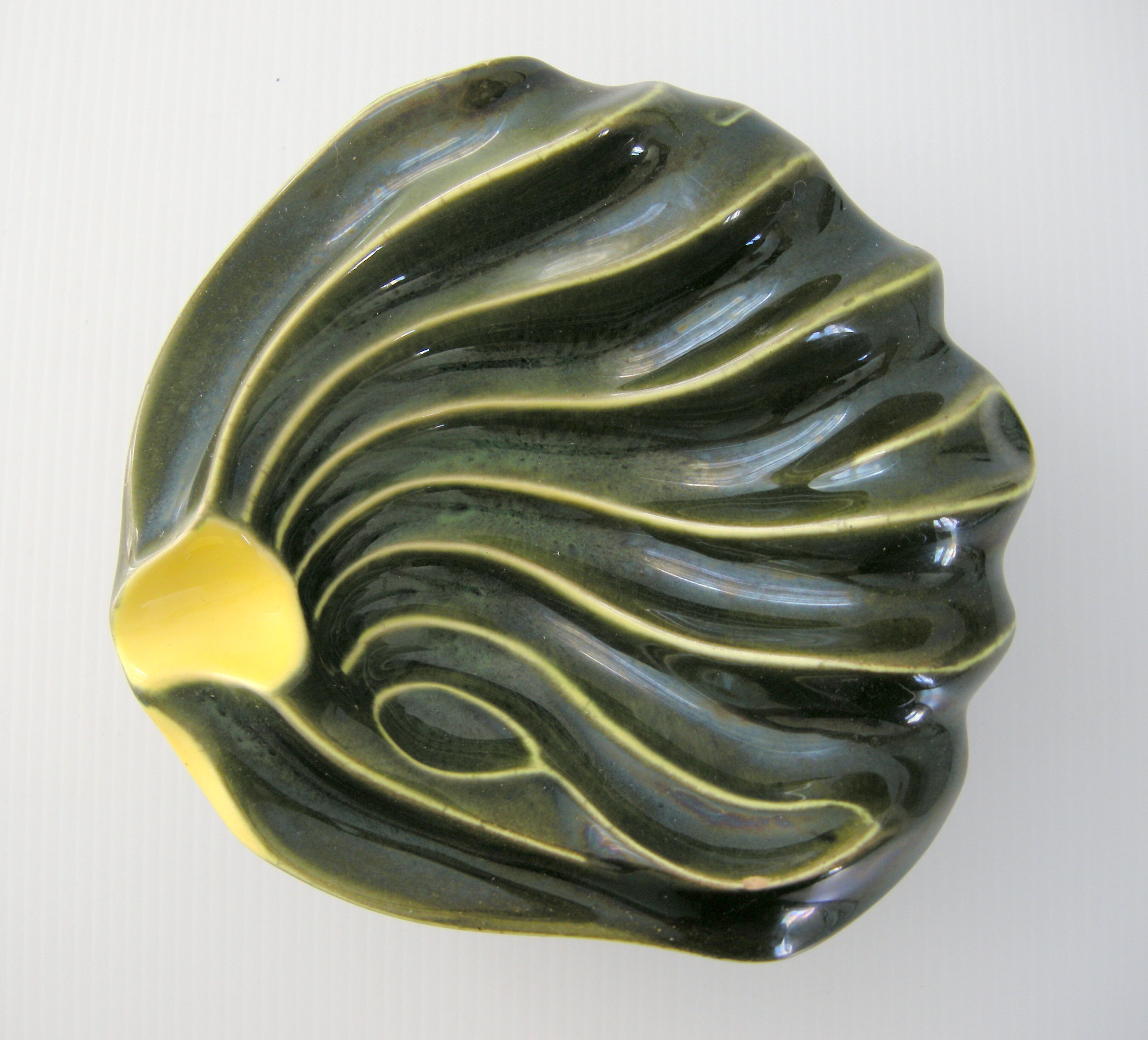 Vintage ashtray 1950 two-tone ceramic