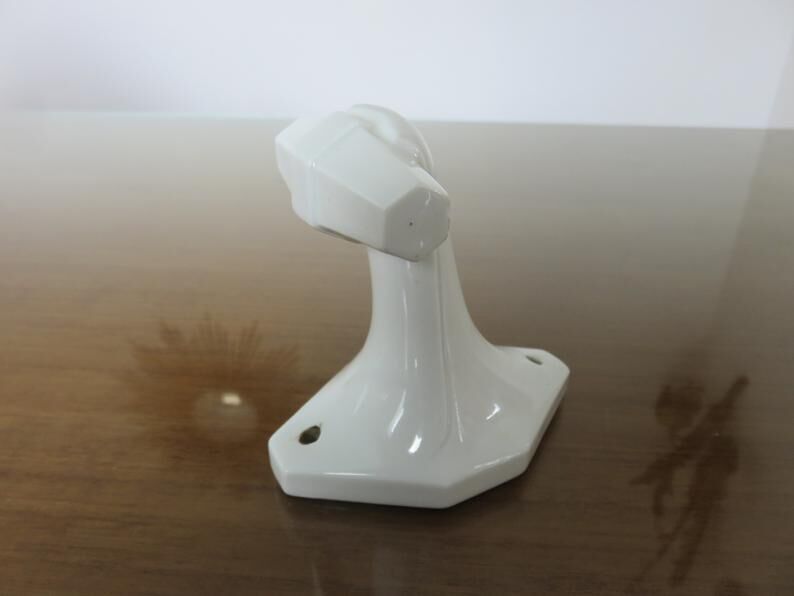 Patère en porcelaine blanche art deco années 30 40