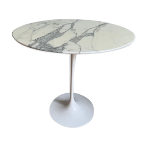 Table d'appoint par Eero