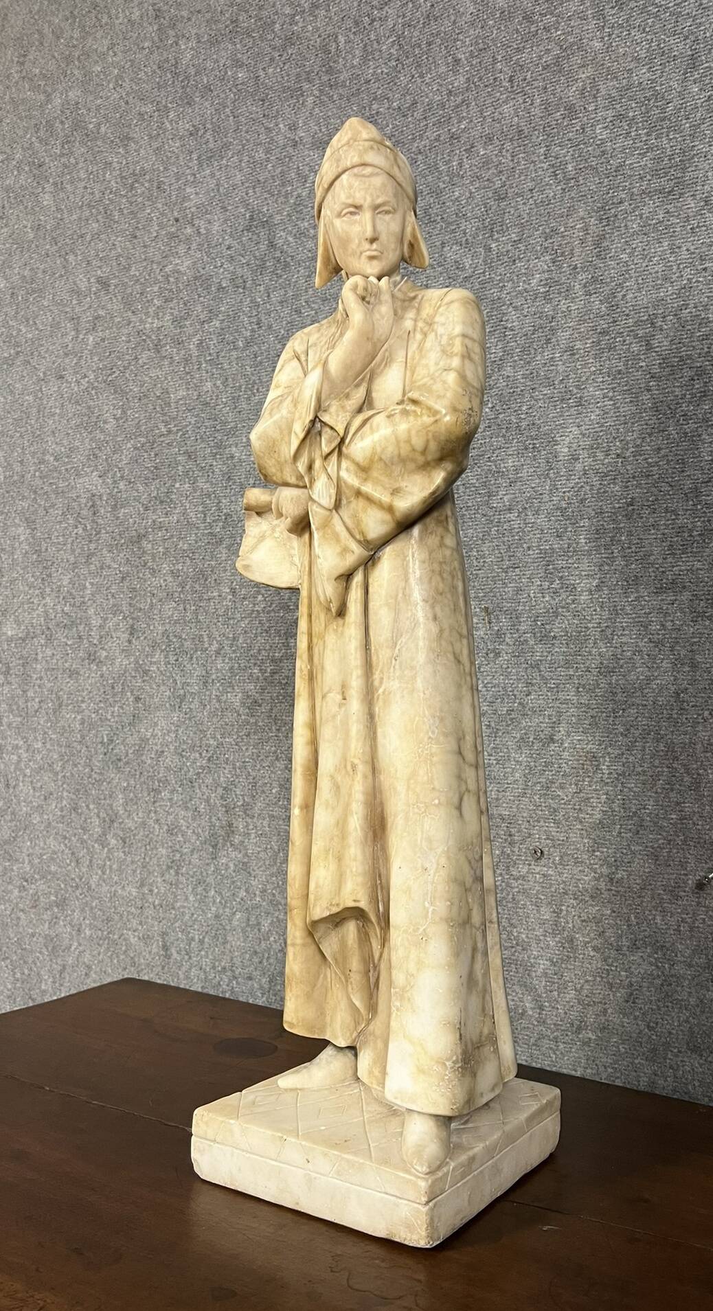 Adolpho Cipriani: Dante Alighieri Known as “Dante”: Alabaster Sculpture from the Late 19th Century