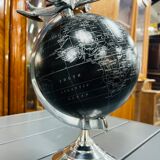 Aluminum globe to be laid with an aircraft axle