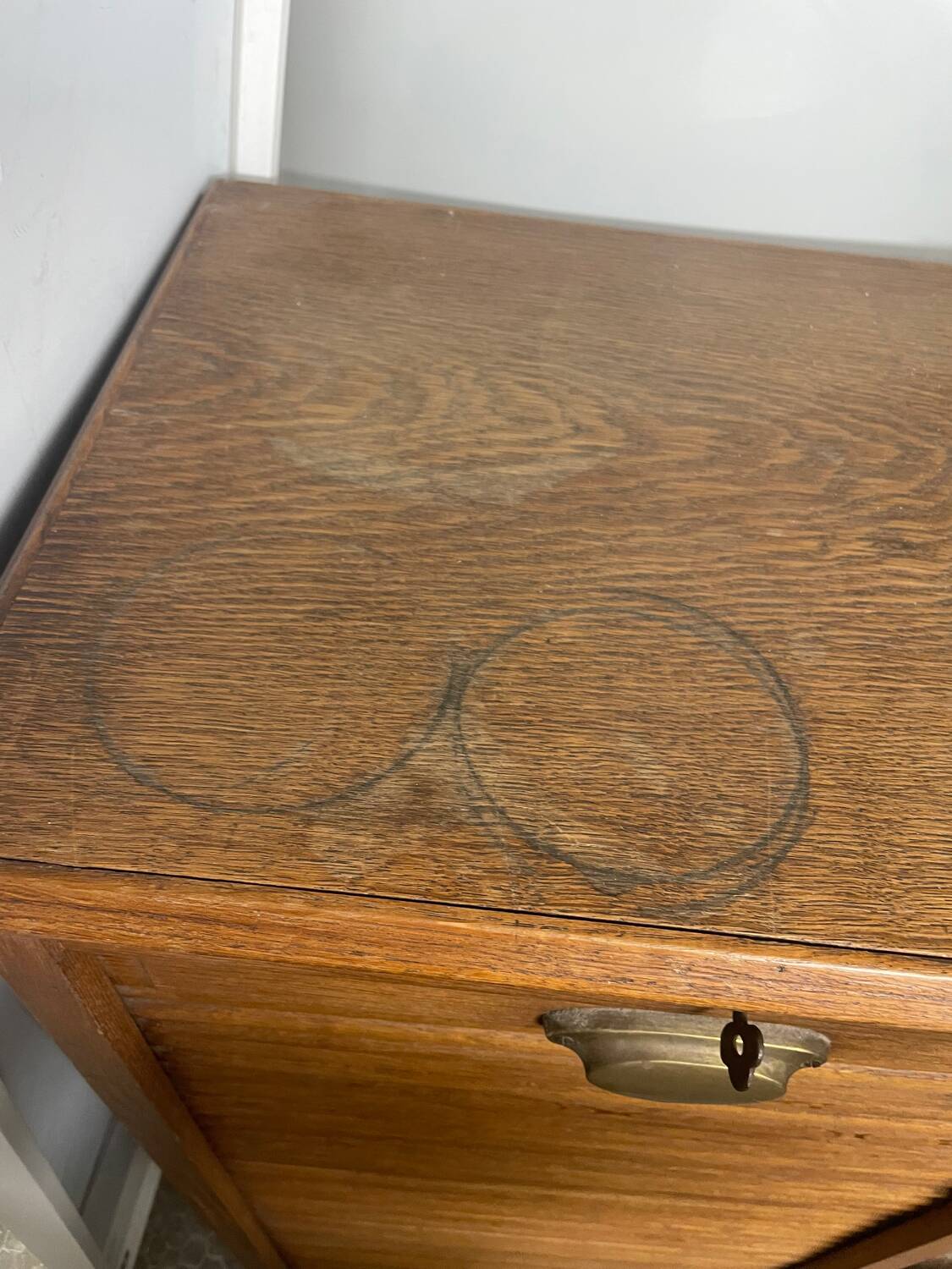 Sliding curtain file cabinet